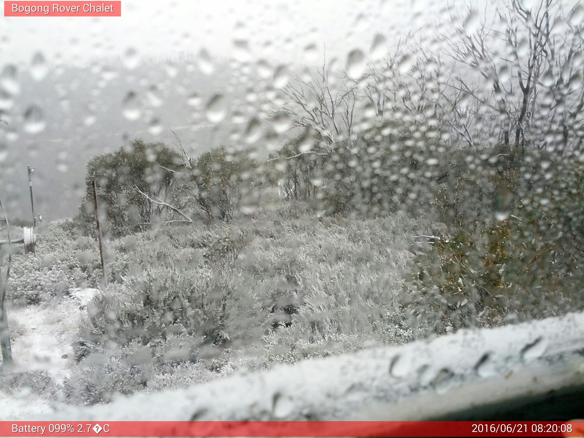 Bogong Web Cam 8:20am Tuesday 21st of June 2016