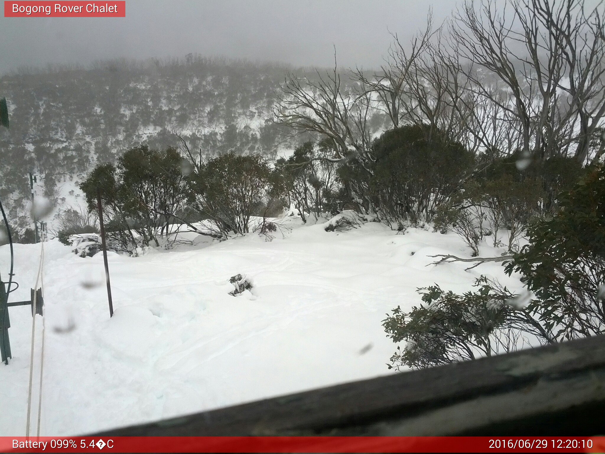 Bogong Web Cam 12:20pm Wednesday 29th of June 2016