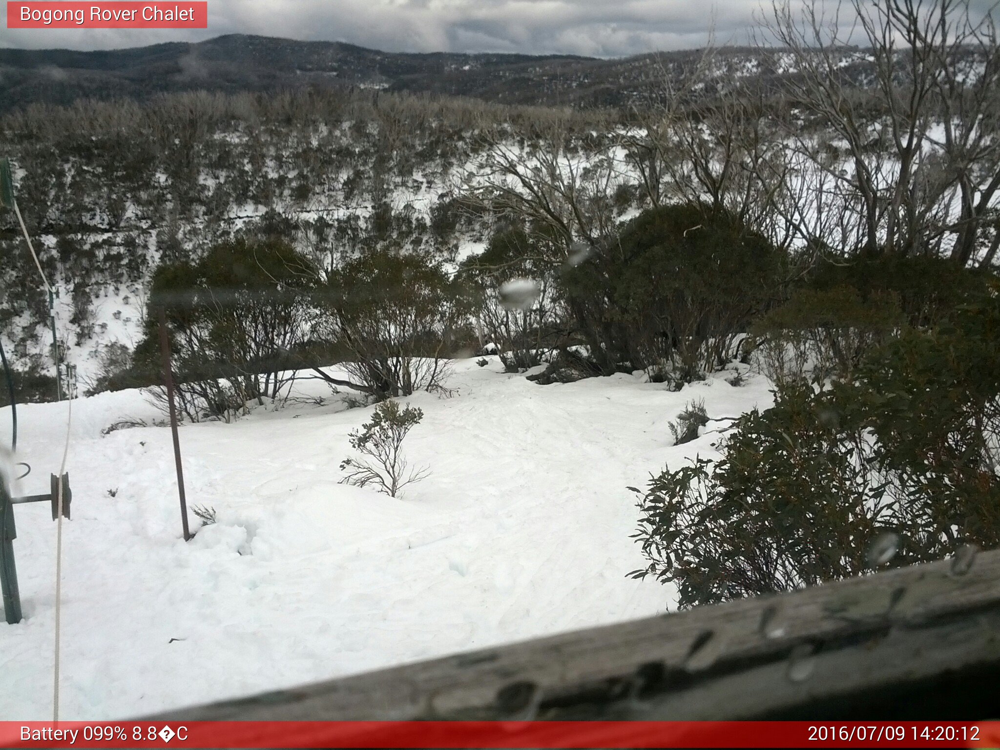 Bogong Web Cam 2:20pm Saturday 9th of July 2016