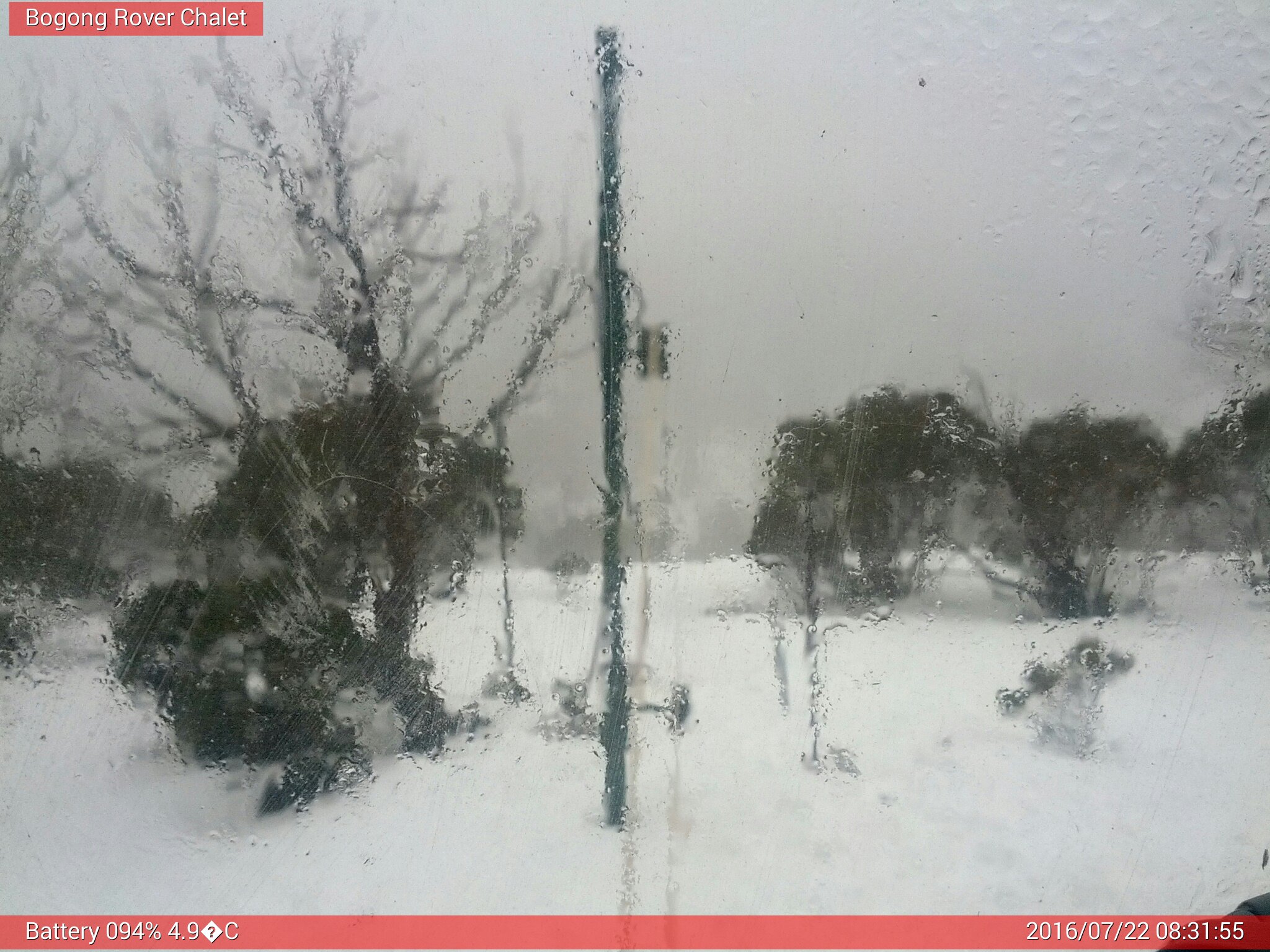 Bogong Web Cam 8:31am Friday 22nd of July 2016