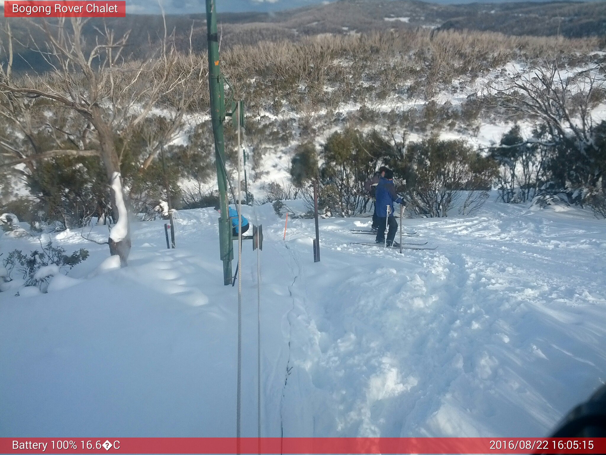 Bogong Web Cam 4:05pm Monday 22nd of August 2016