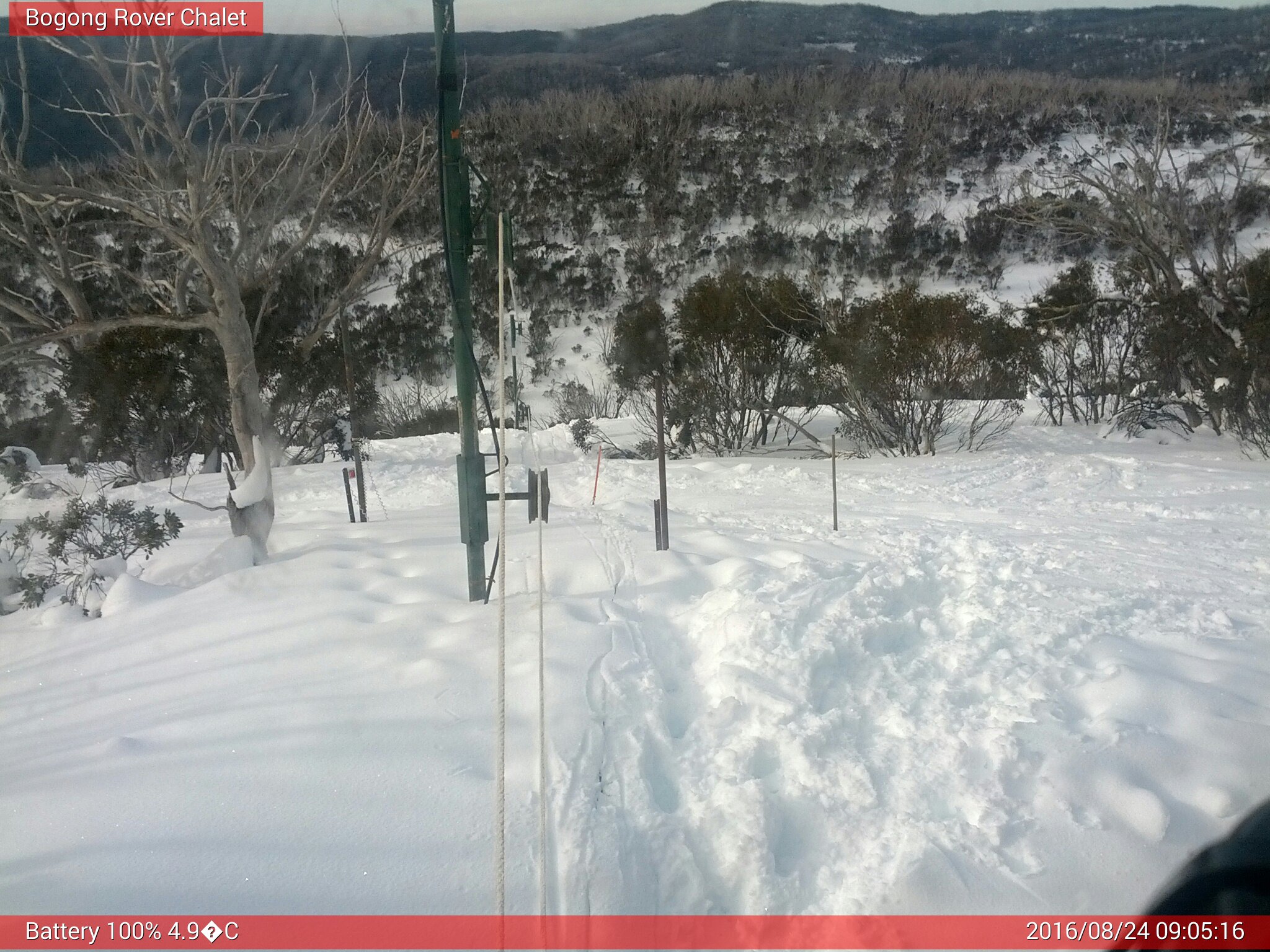 Bogong Web Cam 9:05am Wednesday 24th of August 2016