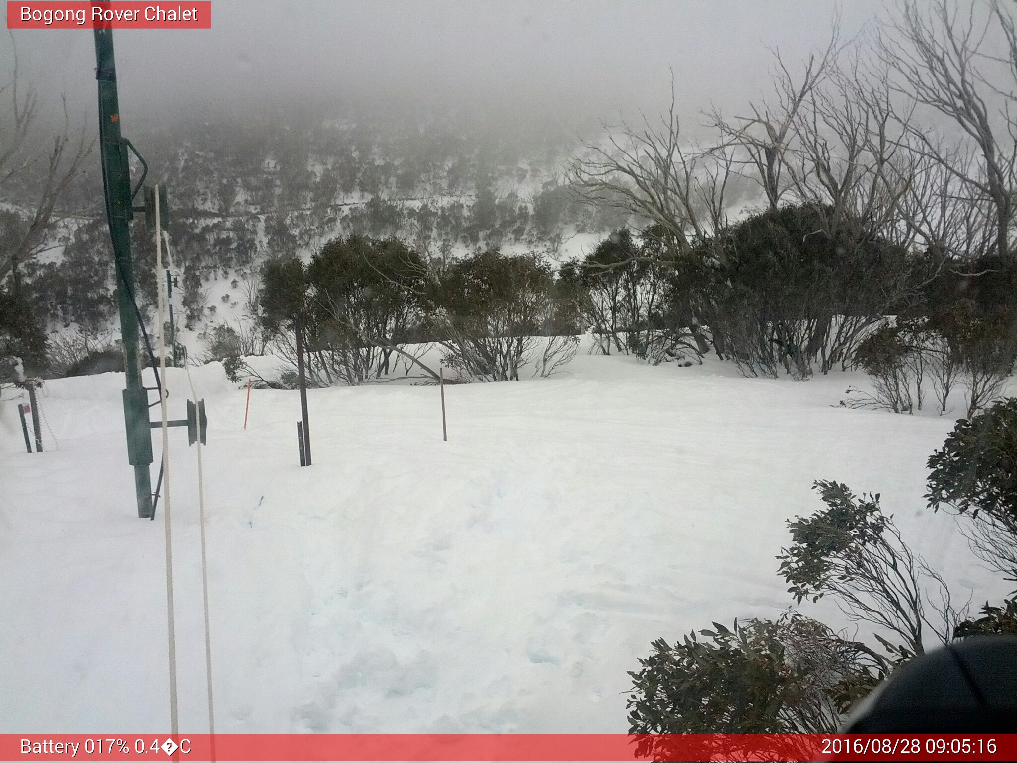 Bogong Web Cam 9:05am Sunday 28th of August 2016