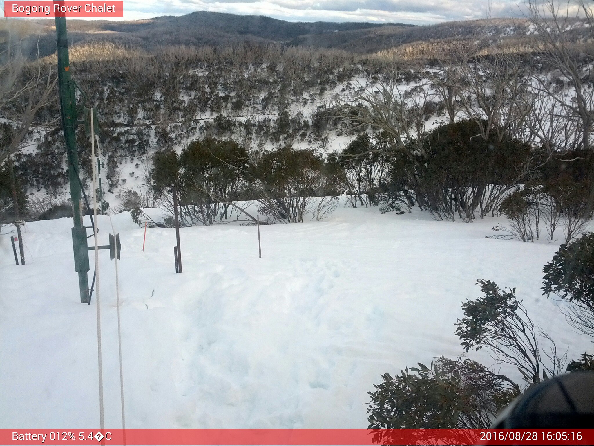 Bogong Web Cam 4:05pm Sunday 28th of August 2016