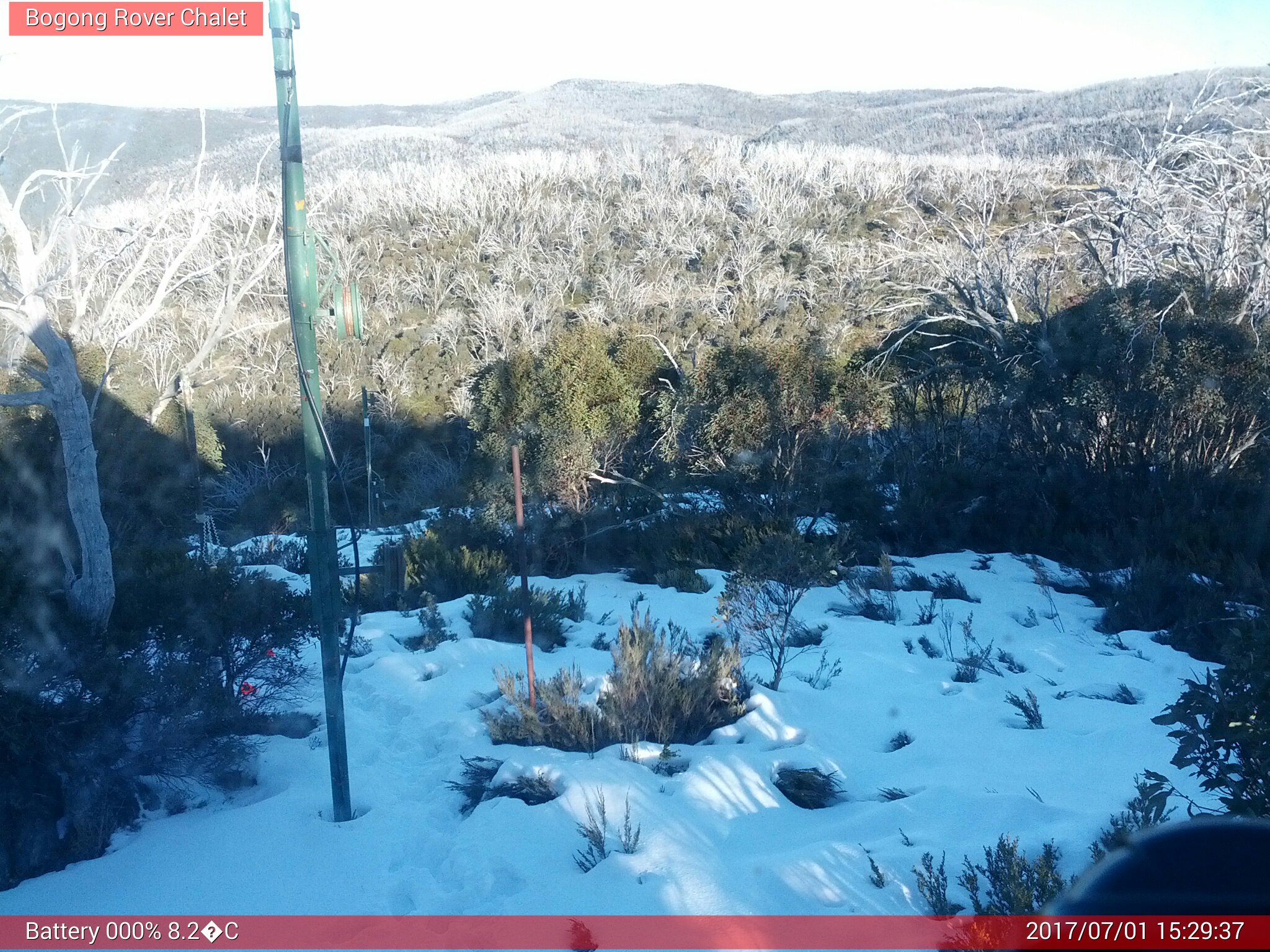 Bogong Web Cam 3:29pm Saturday 1st of July 2017