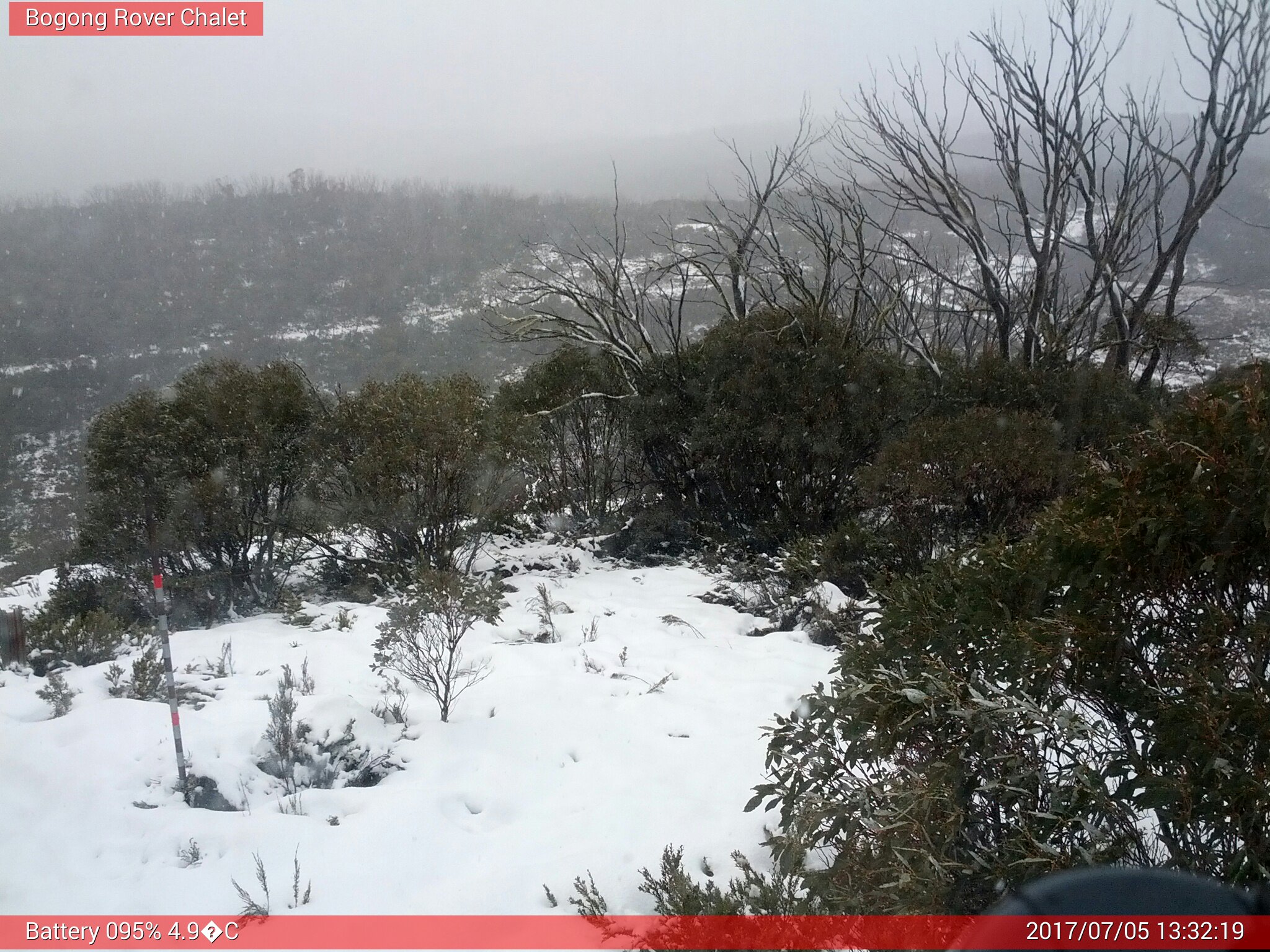 Bogong Web Cam 1:32pm Wednesday 5th of July 2017