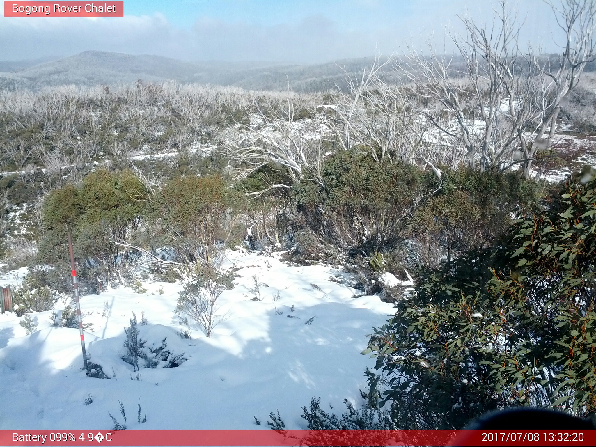 Bogong Web Cam 1:32pm Saturday 8th of July 2017