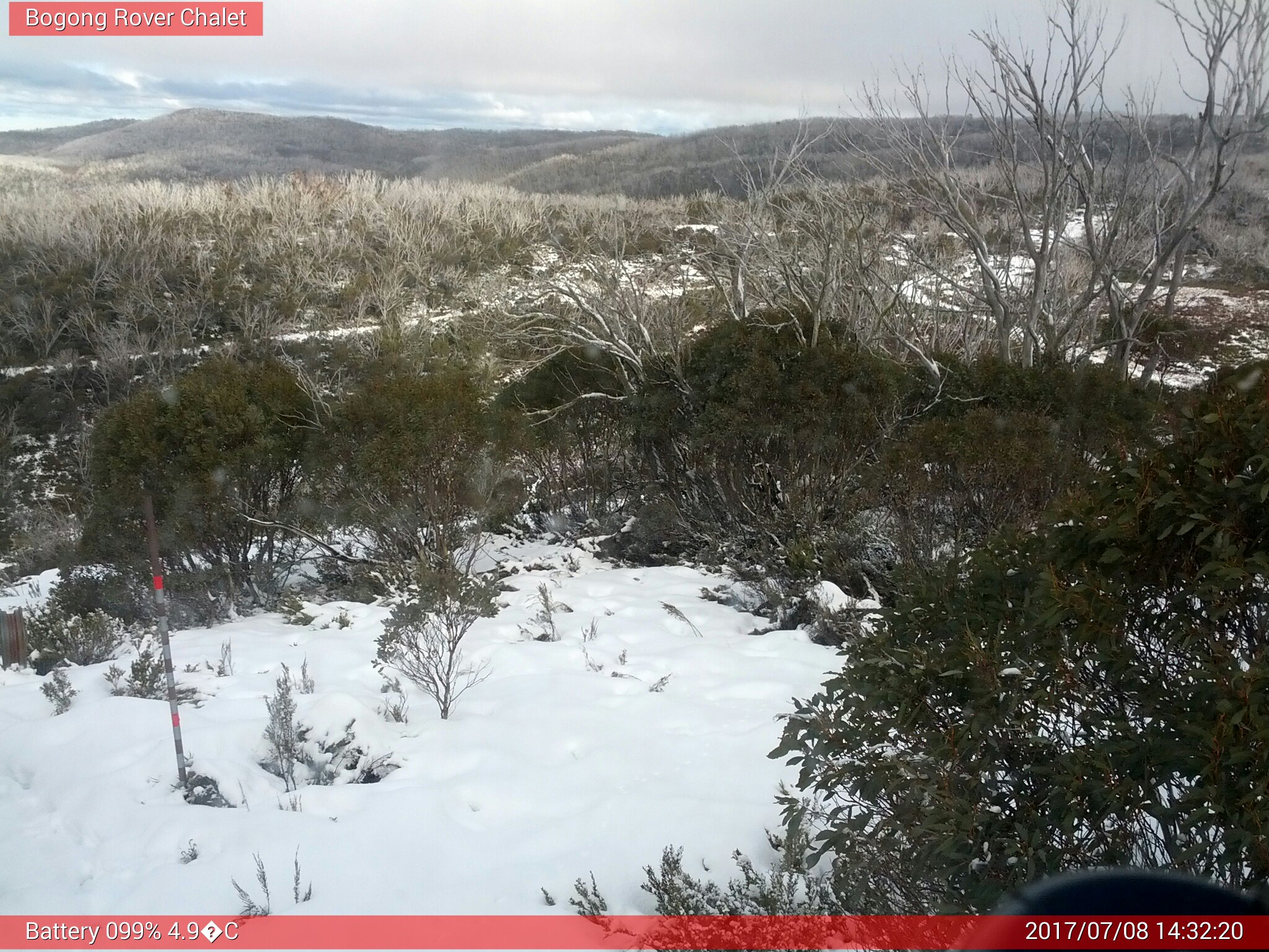 Bogong Web Cam 2:32pm Saturday 8th of July 2017