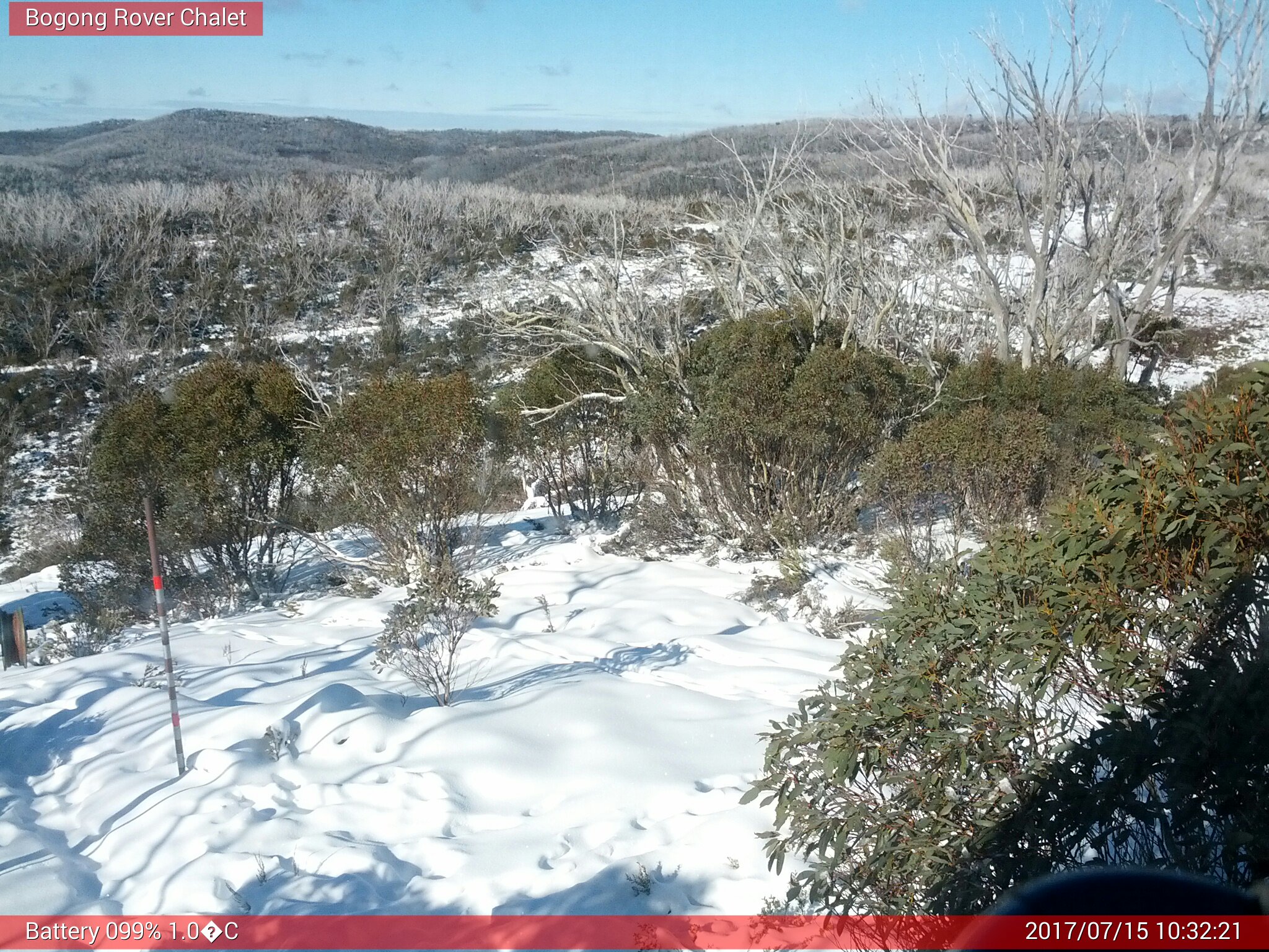 Bogong Web Cam 10:32am Saturday 15th of July 2017