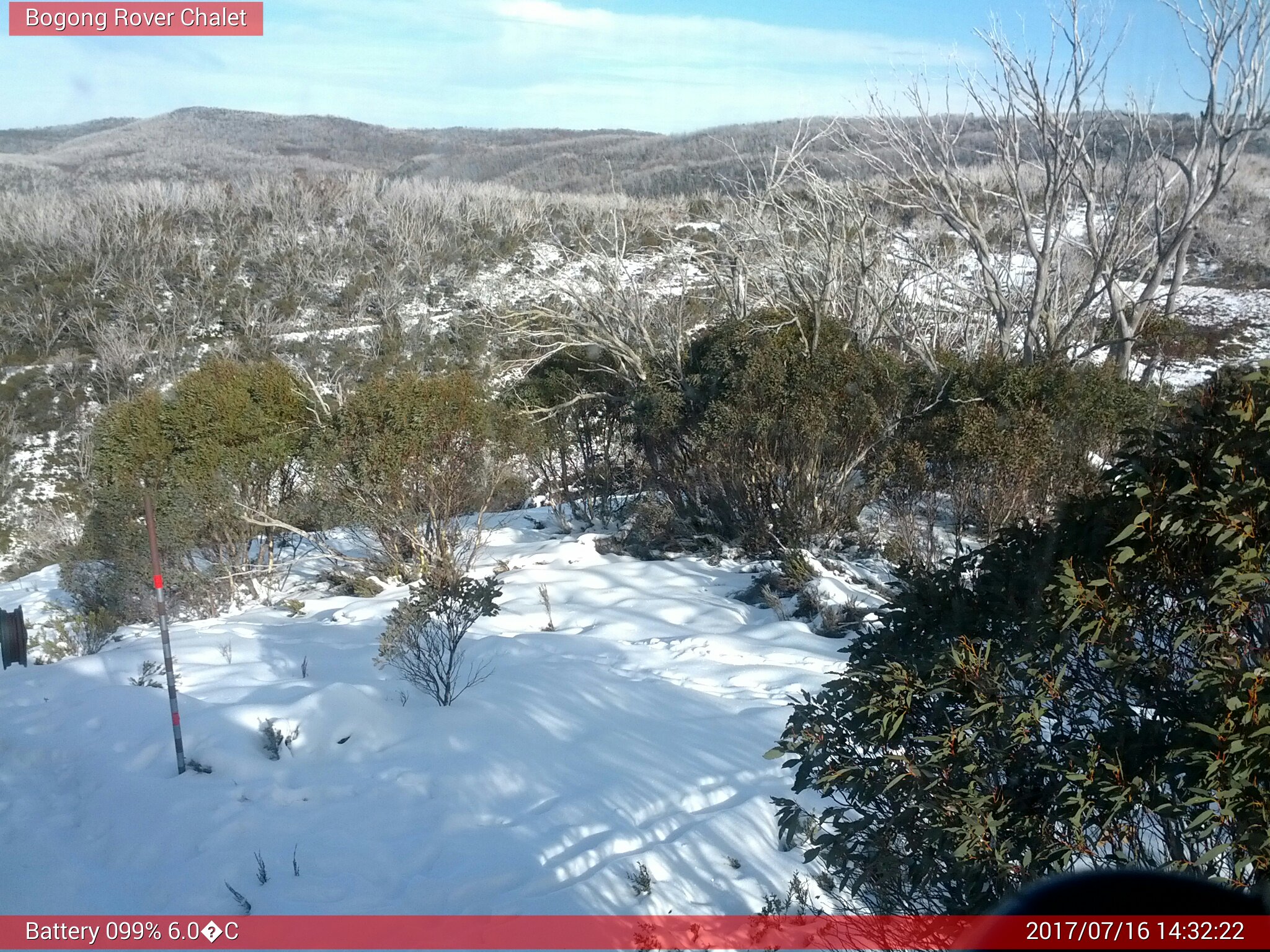 Bogong Web Cam 2:32pm Sunday 16th of July 2017