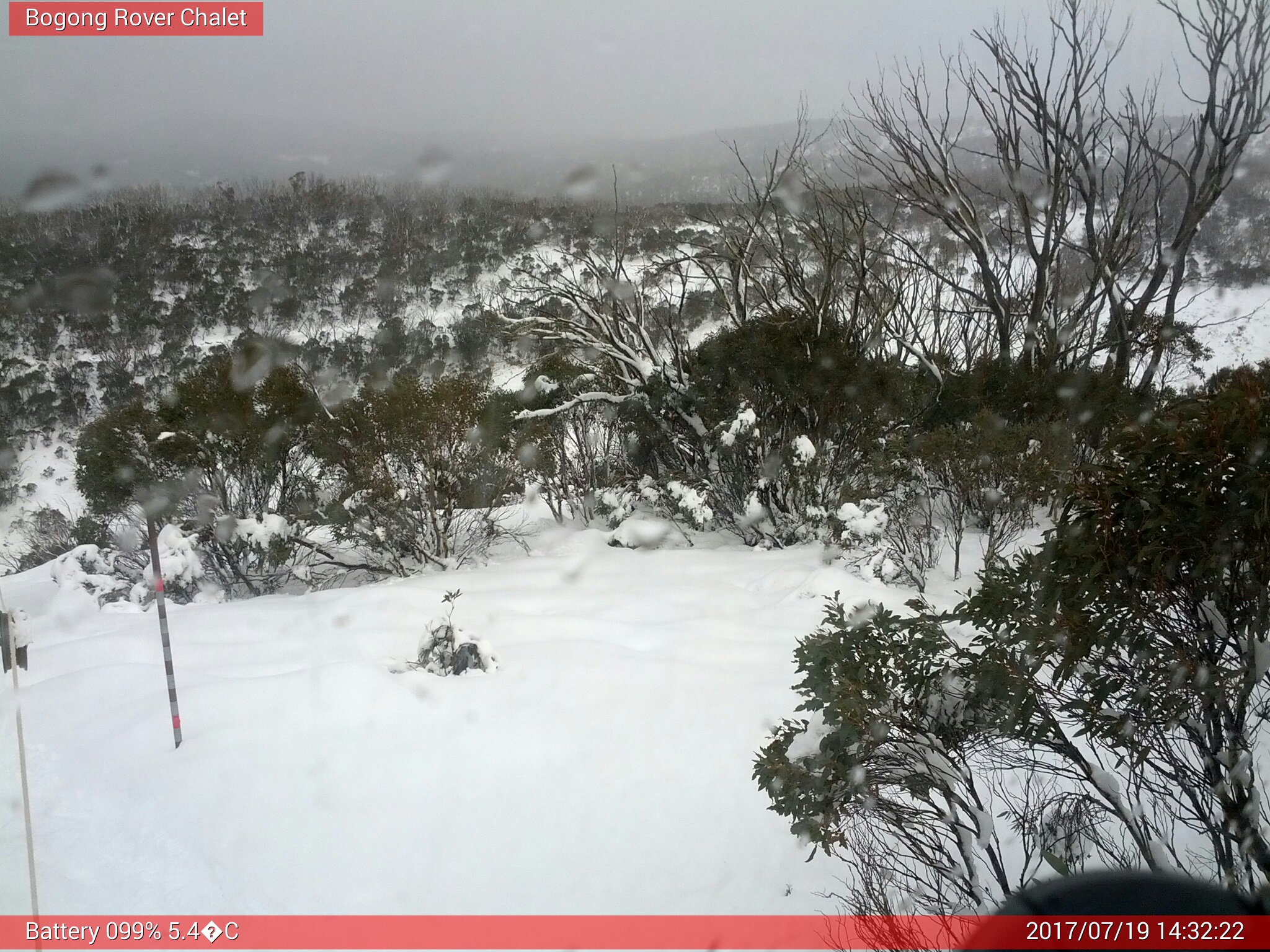 Bogong Web Cam 2:32pm Wednesday 19th of July 2017