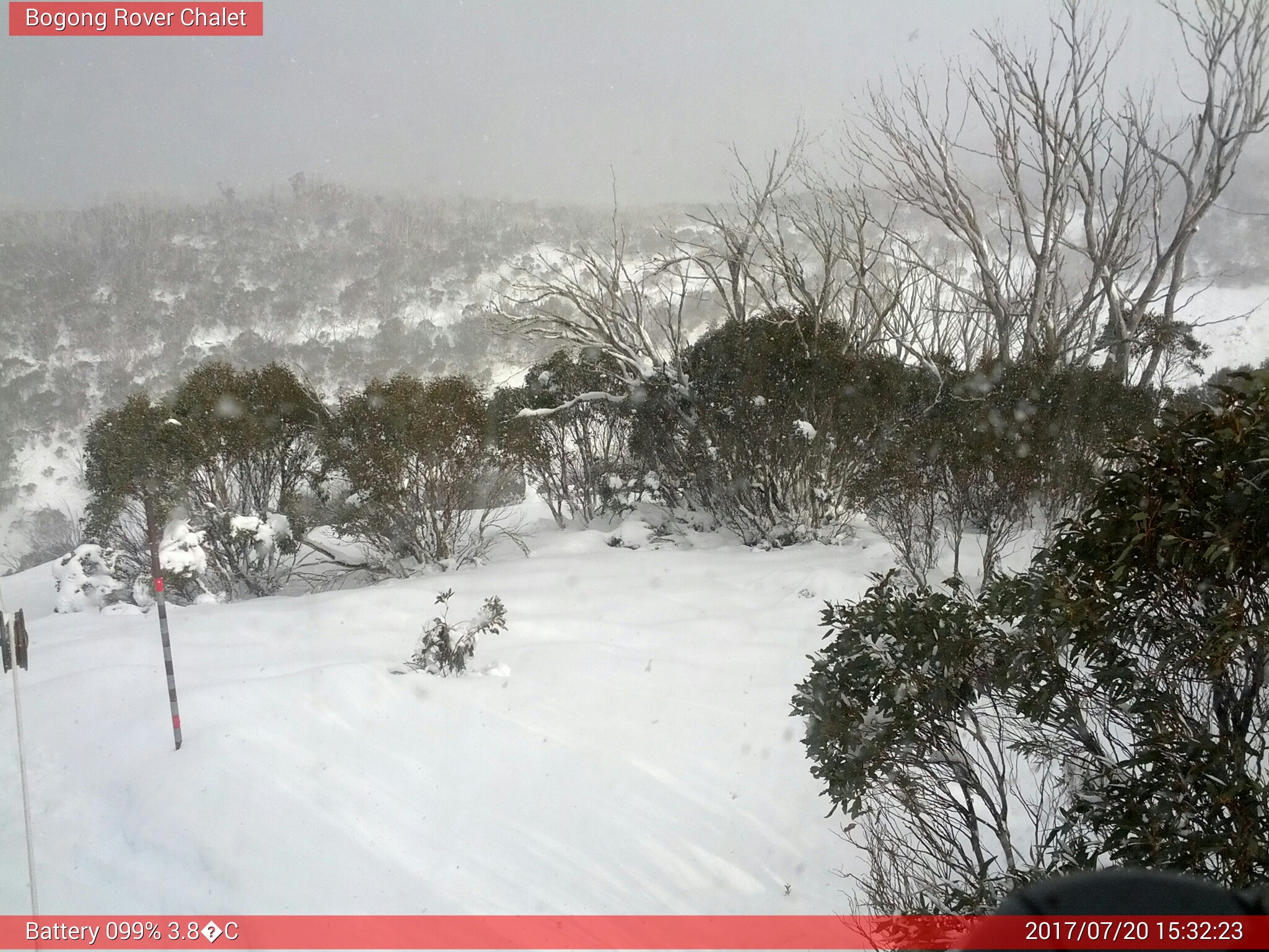 Bogong Web Cam 3:32pm Thursday 20th of July 2017