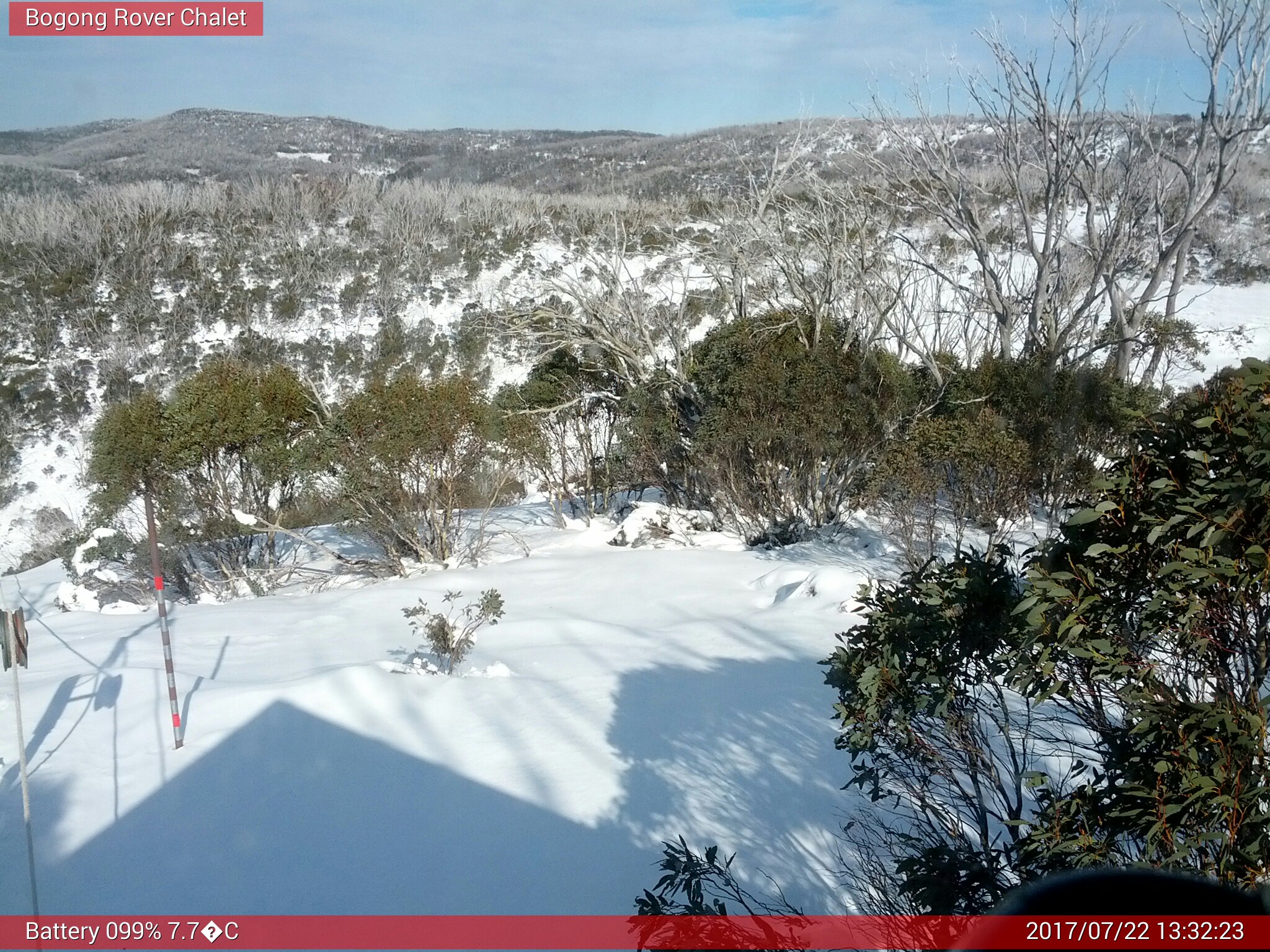 Bogong Web Cam 1:32pm Saturday 22nd of July 2017