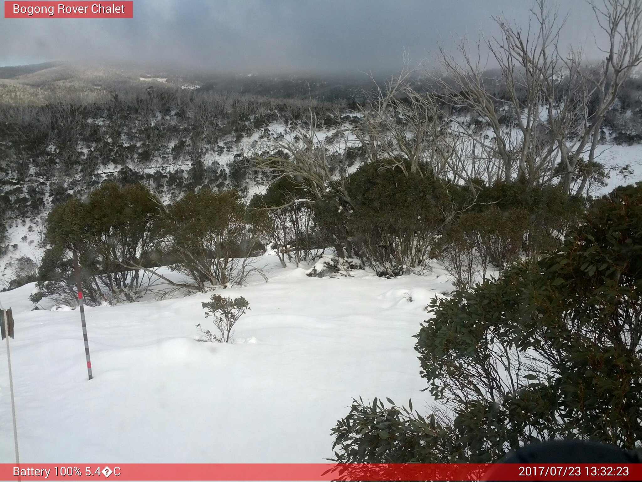 Bogong Web Cam 1:32pm Sunday 23rd of July 2017