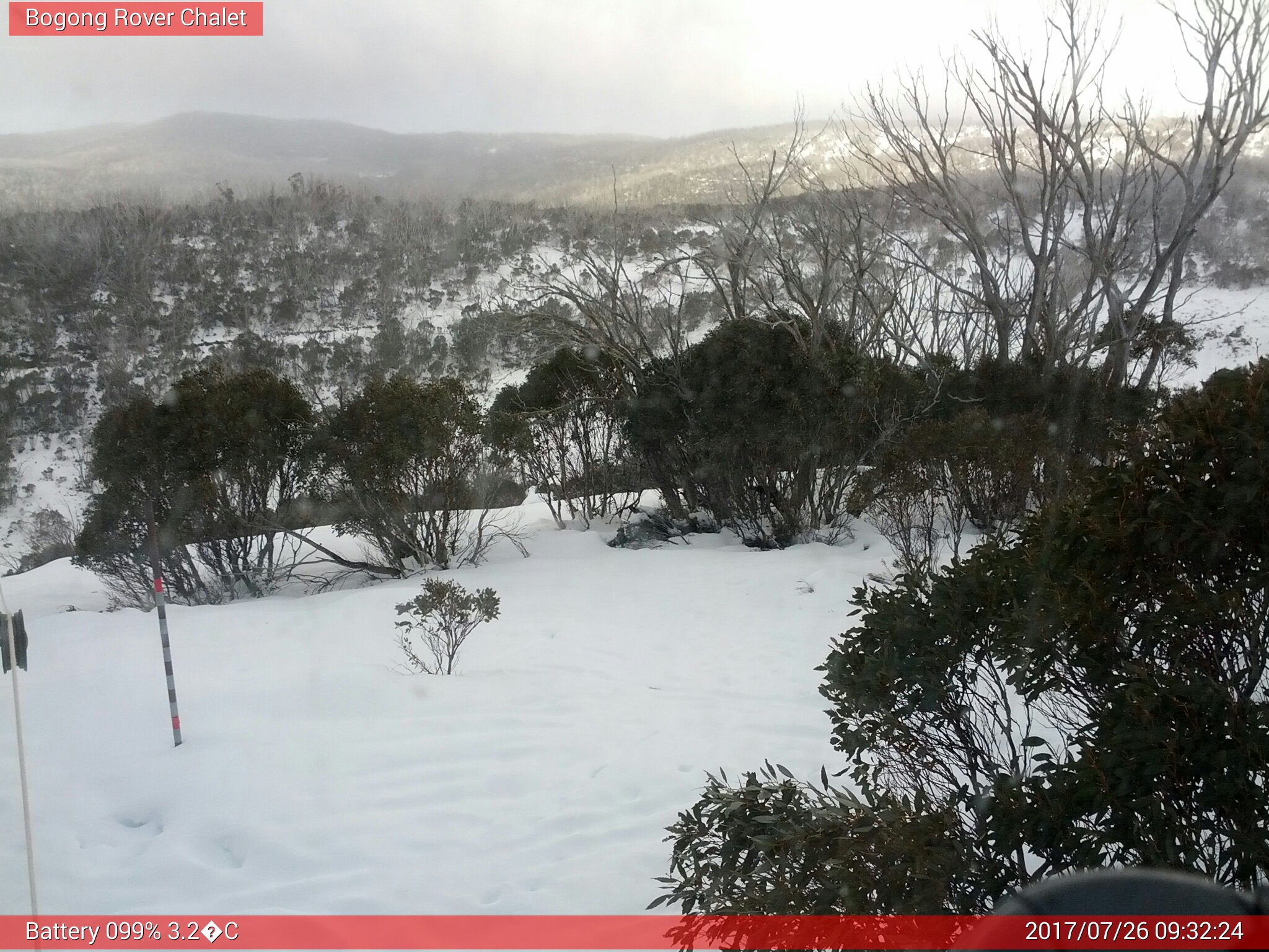 Bogong Web Cam 9:32am Wednesday 26th of July 2017