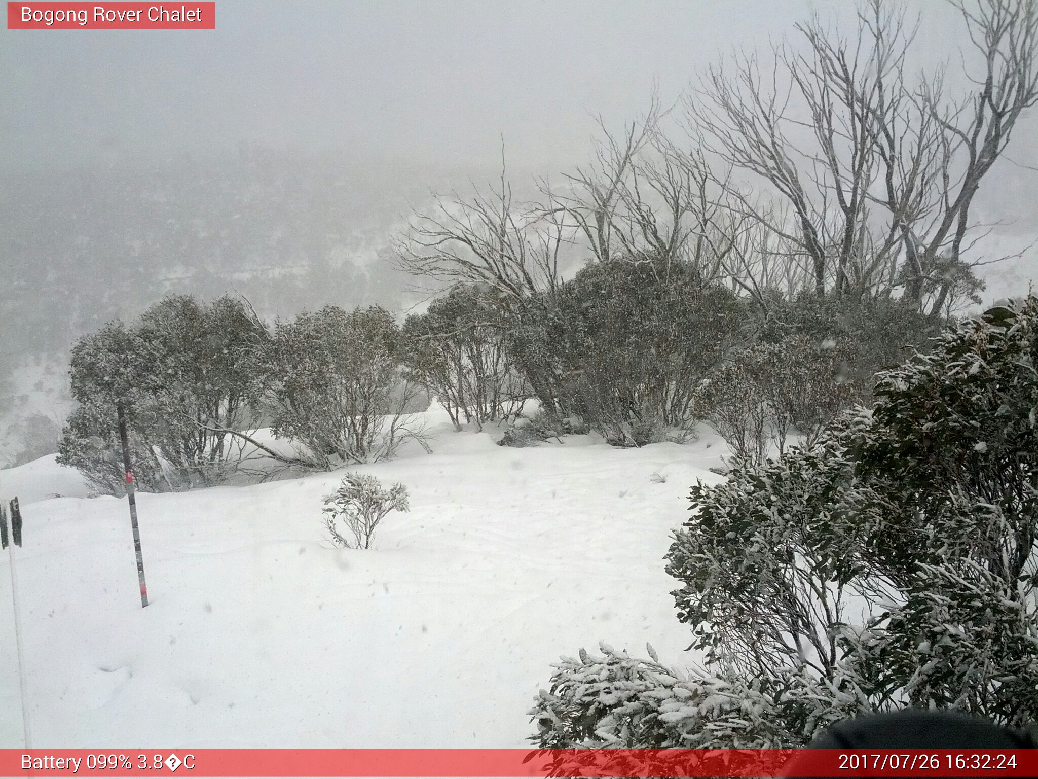 Bogong Web Cam 4:32pm Wednesday 26th of July 2017