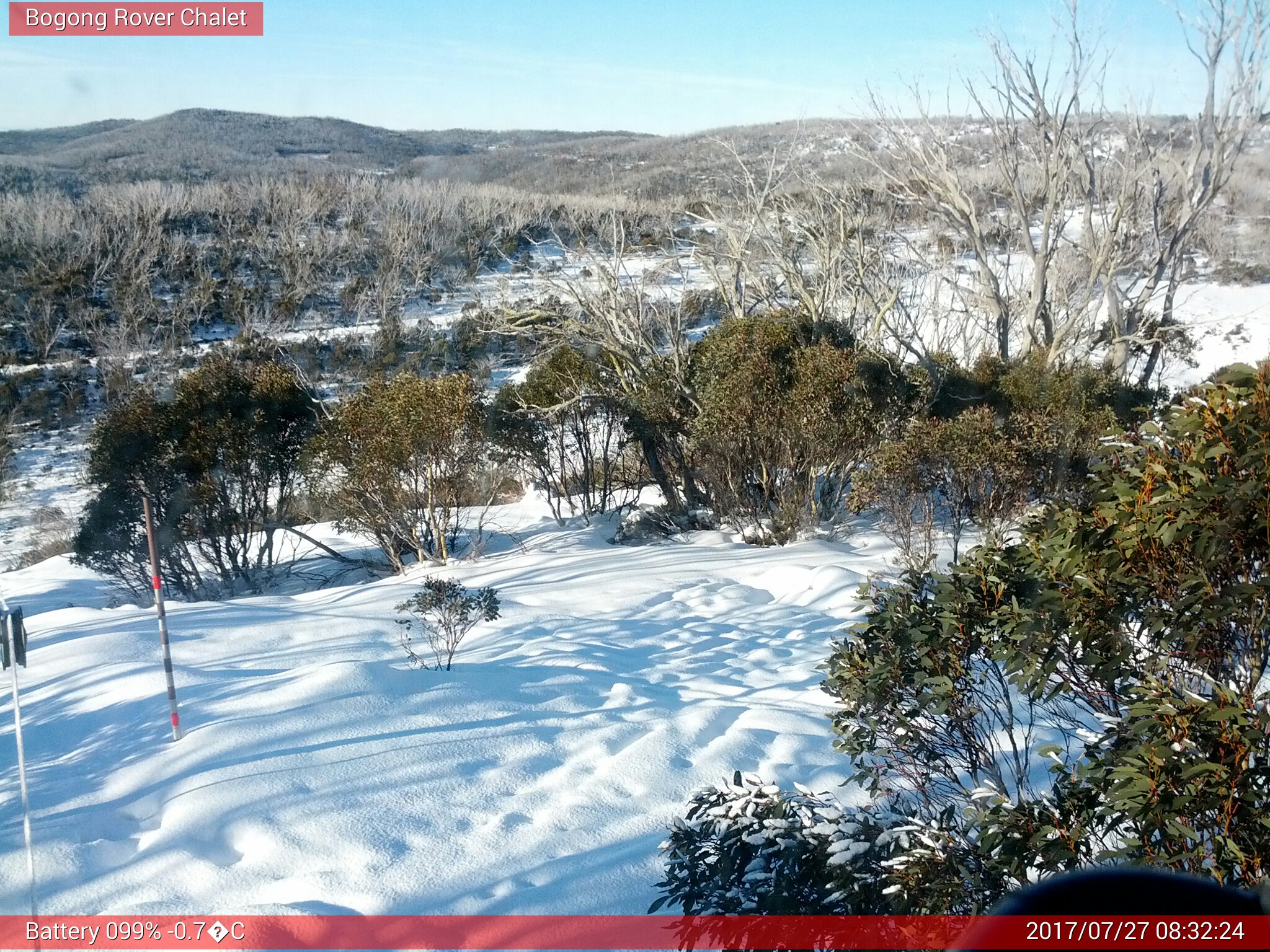 Bogong Web Cam 8:32am Thursday 27th of July 2017