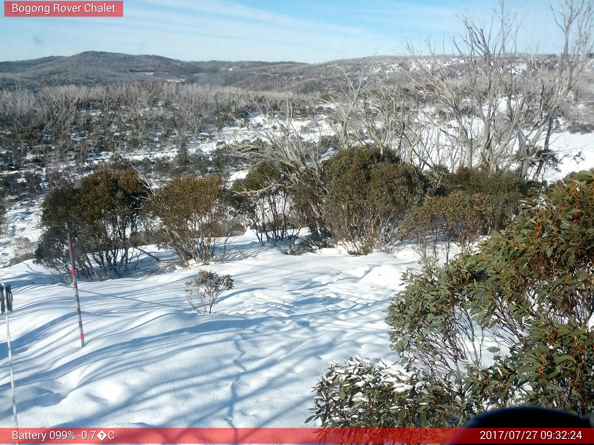 Bogong Web Cam 9:32am Thursday 27th of July 2017