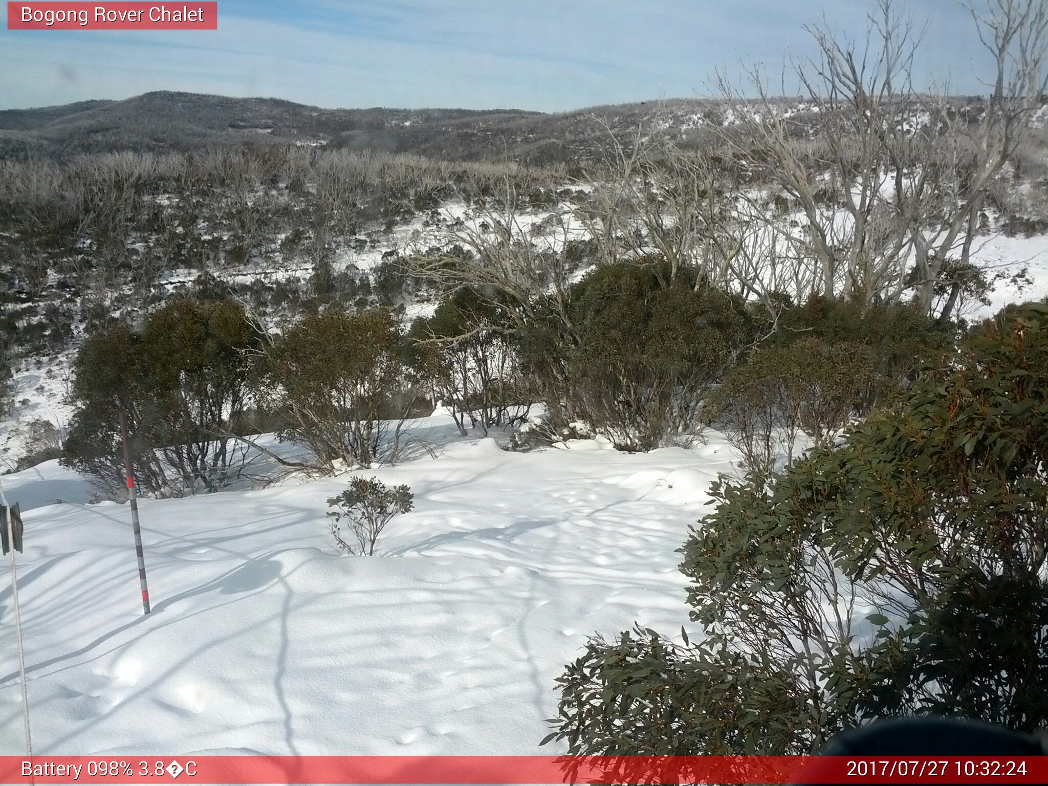 Bogong Web Cam 10:32am Thursday 27th of July 2017