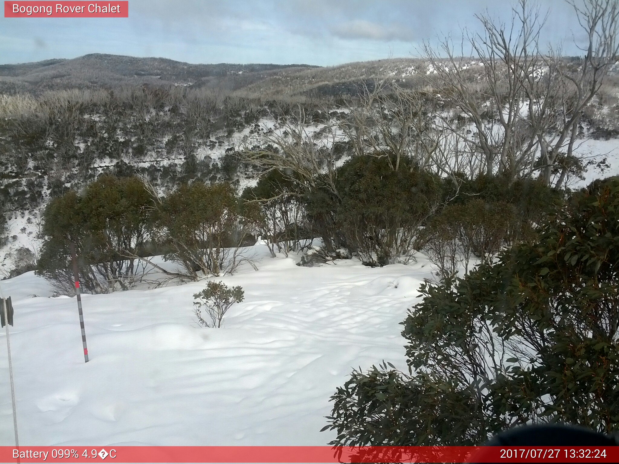 Bogong Web Cam 1:32pm Thursday 27th of July 2017