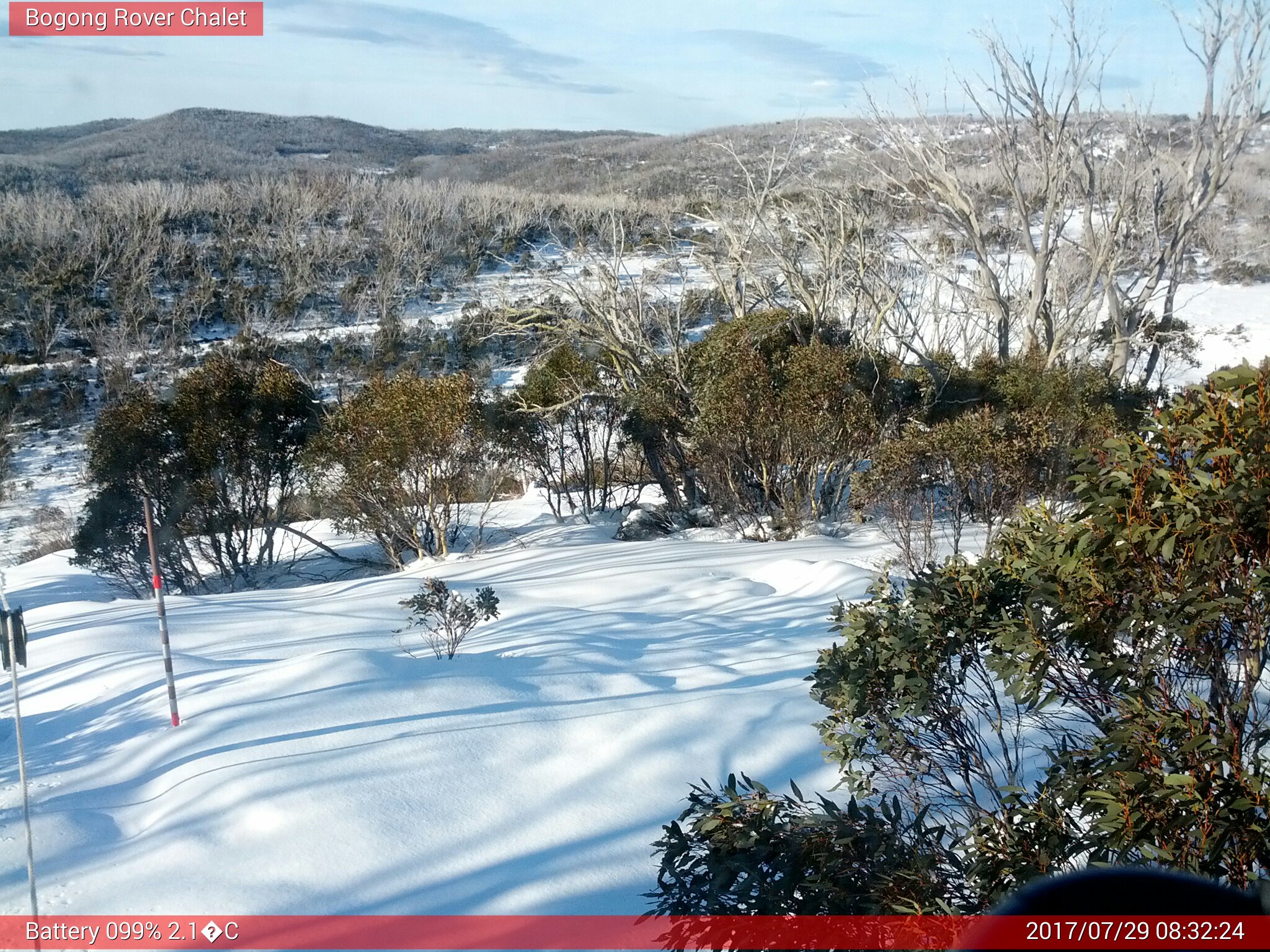 Bogong Web Cam 8:32am Saturday 29th of July 2017