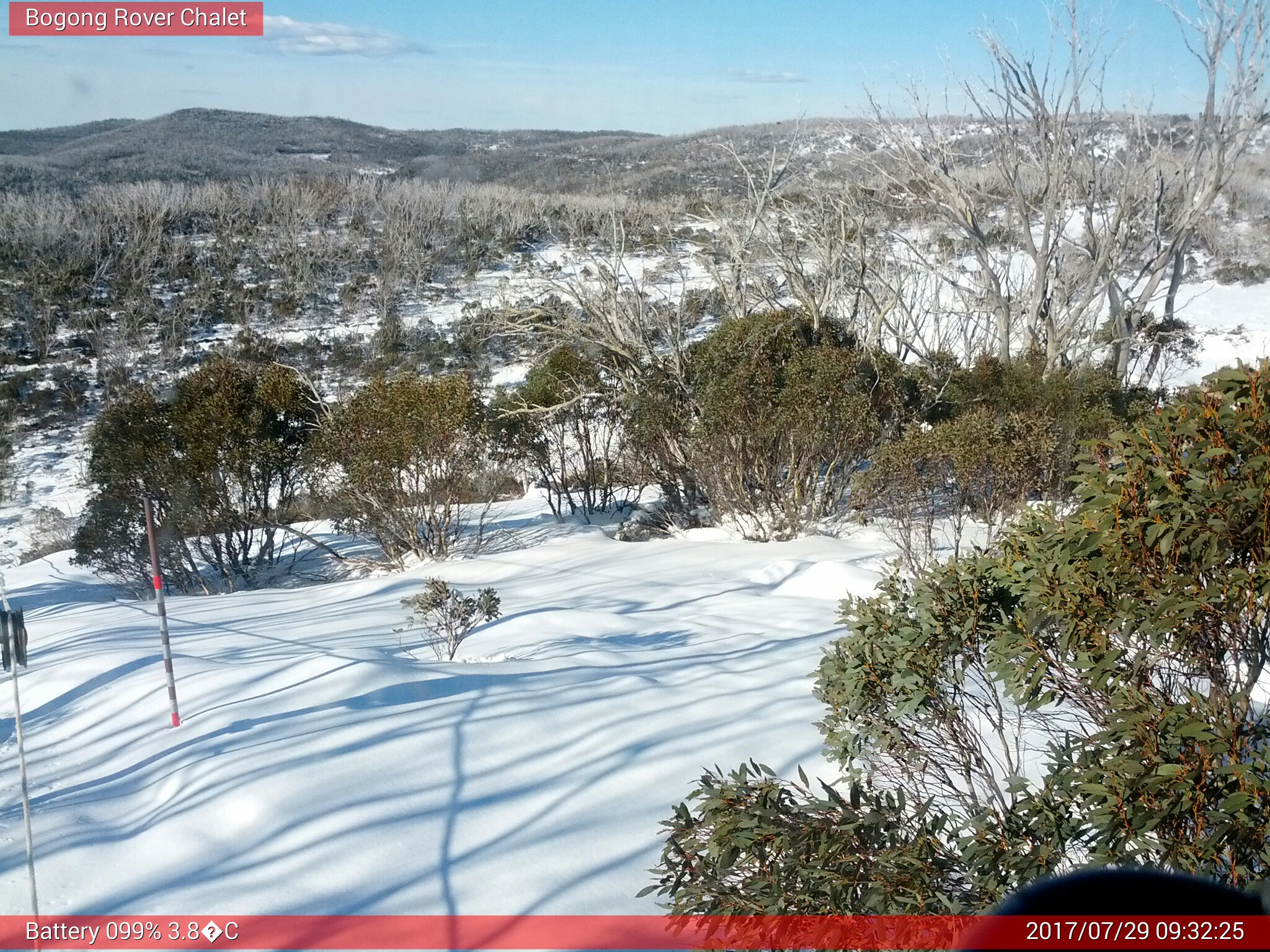 Bogong Web Cam 9:32am Saturday 29th of July 2017