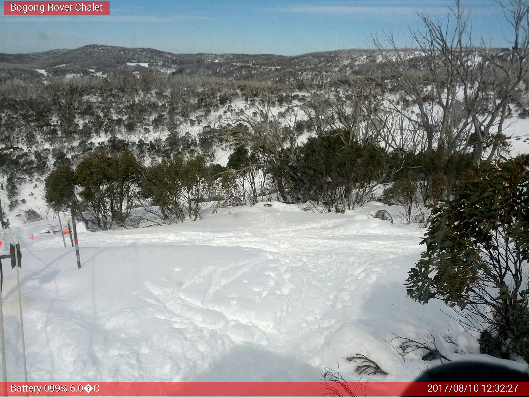 Bogong Web Cam 12:32pm Thursday 10th of August 2017