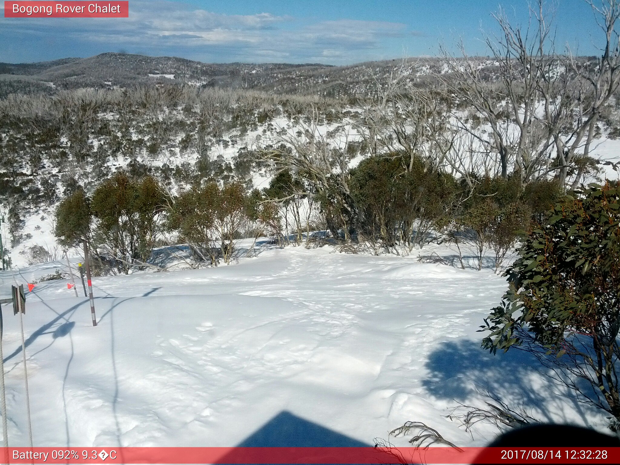 Bogong Web Cam 12:32pm Monday 14th of August 2017