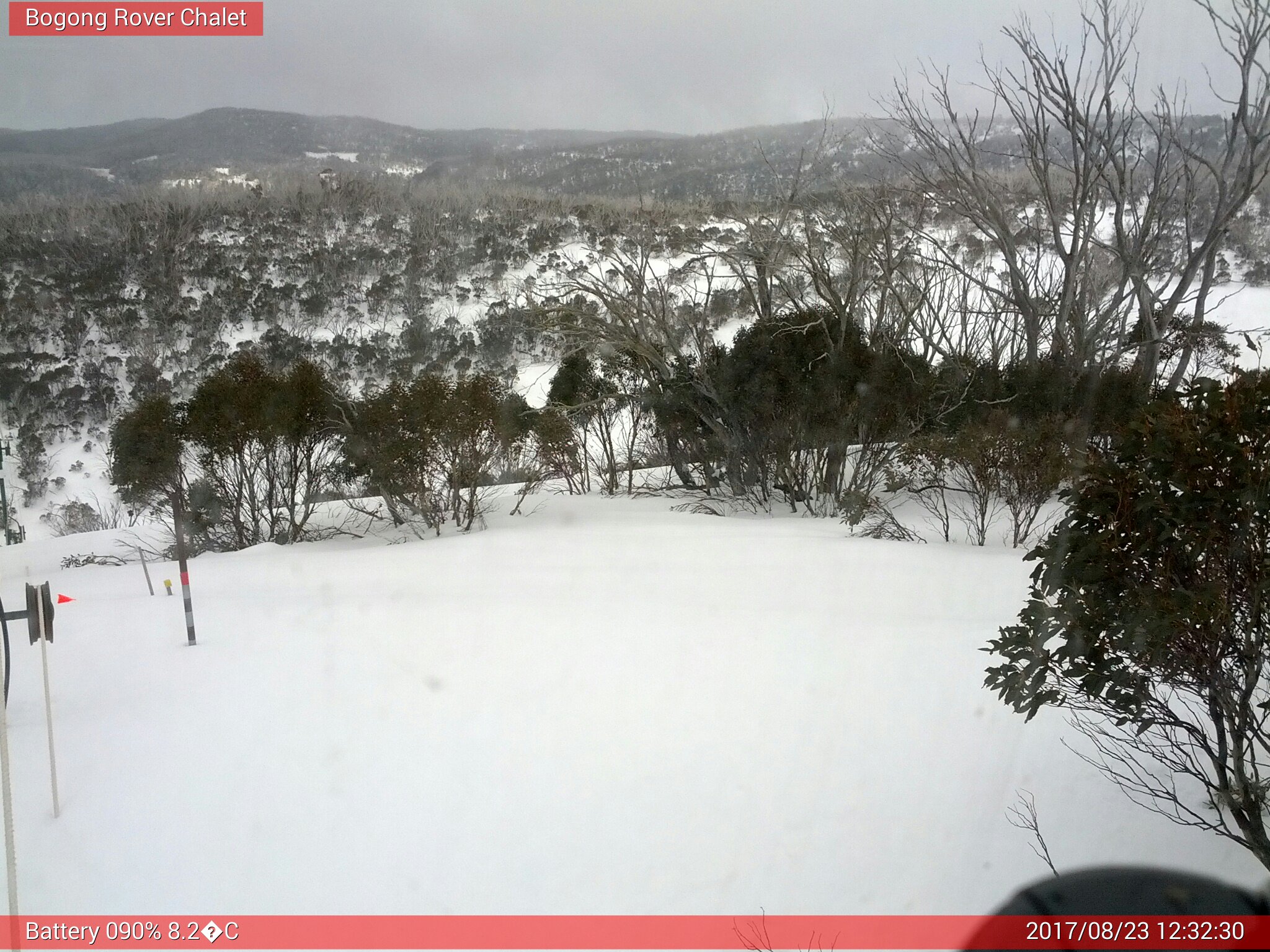 Bogong Web Cam 12:32pm Wednesday 23rd of August 2017