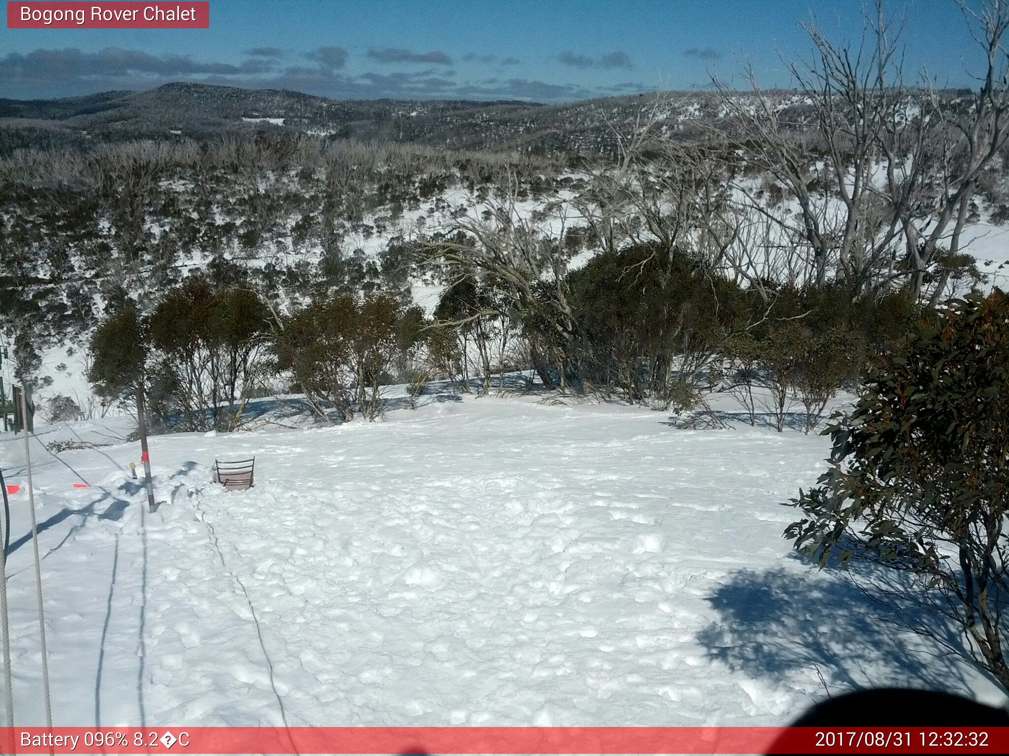 Bogong Web Cam 12:32pm Thursday 31st of August 2017