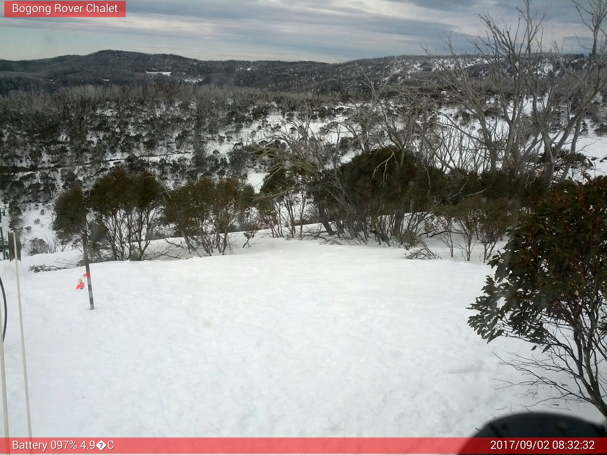 Bogong Web Cam 8:32am Saturday 2nd of September 2017