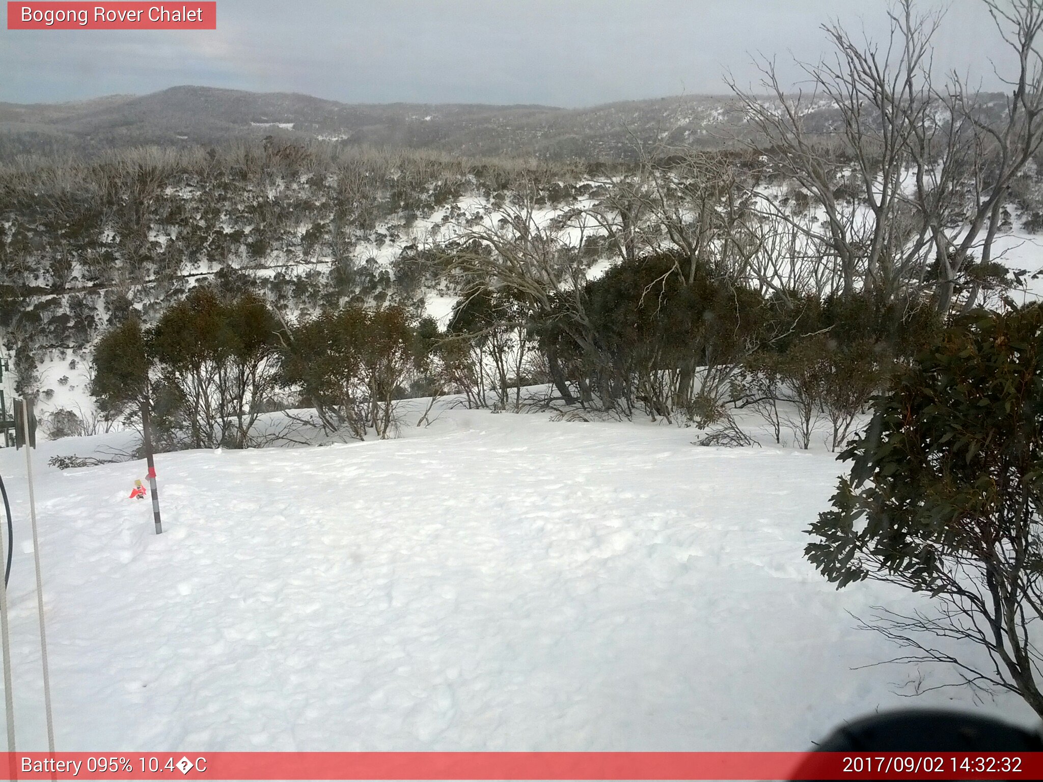 Bogong Web Cam 2:32pm Saturday 2nd of September 2017