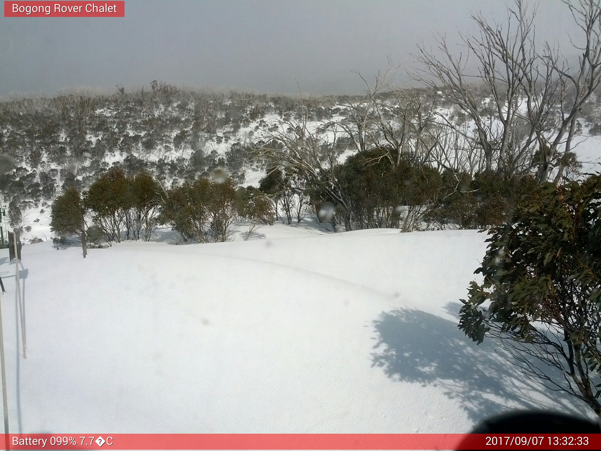 Bogong Web Cam 1:32pm Thursday 7th of September 2017