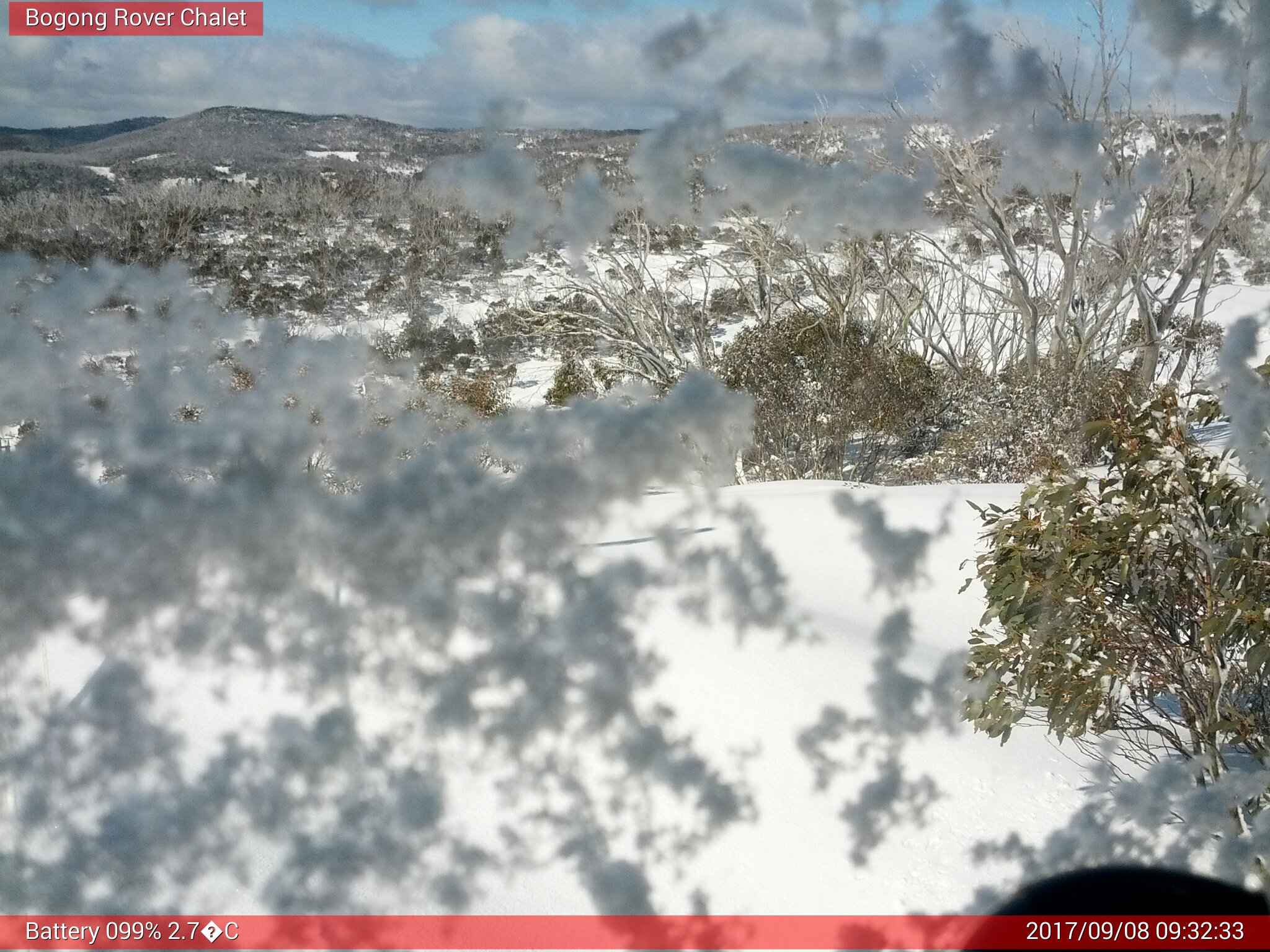 Bogong Web Cam 9:32am Friday 8th of September 2017