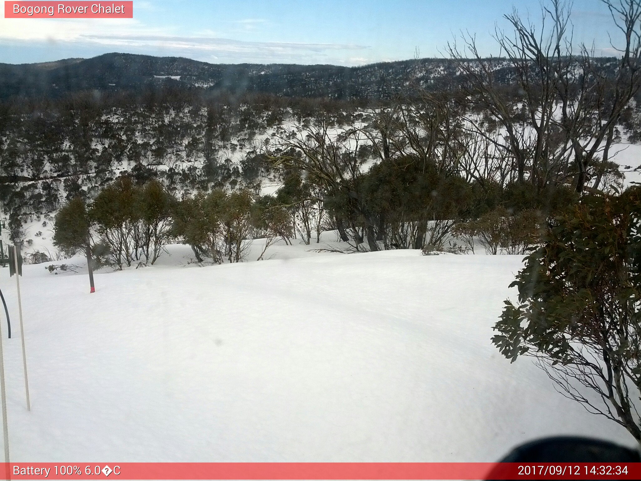 Bogong Web Cam 2:32pm Tuesday 12th of September 2017