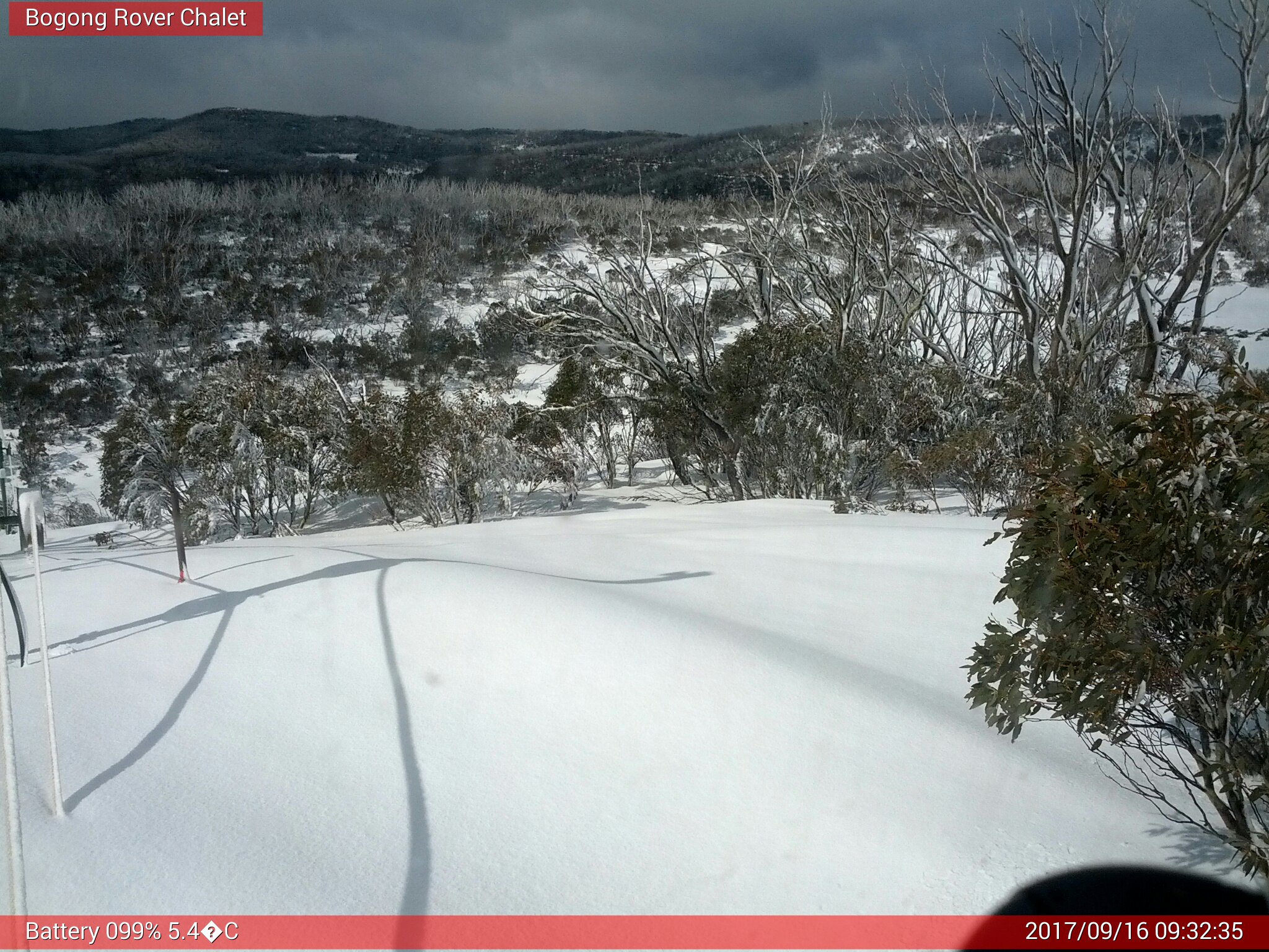 Bogong Web Cam 9:32am Saturday 16th of September 2017