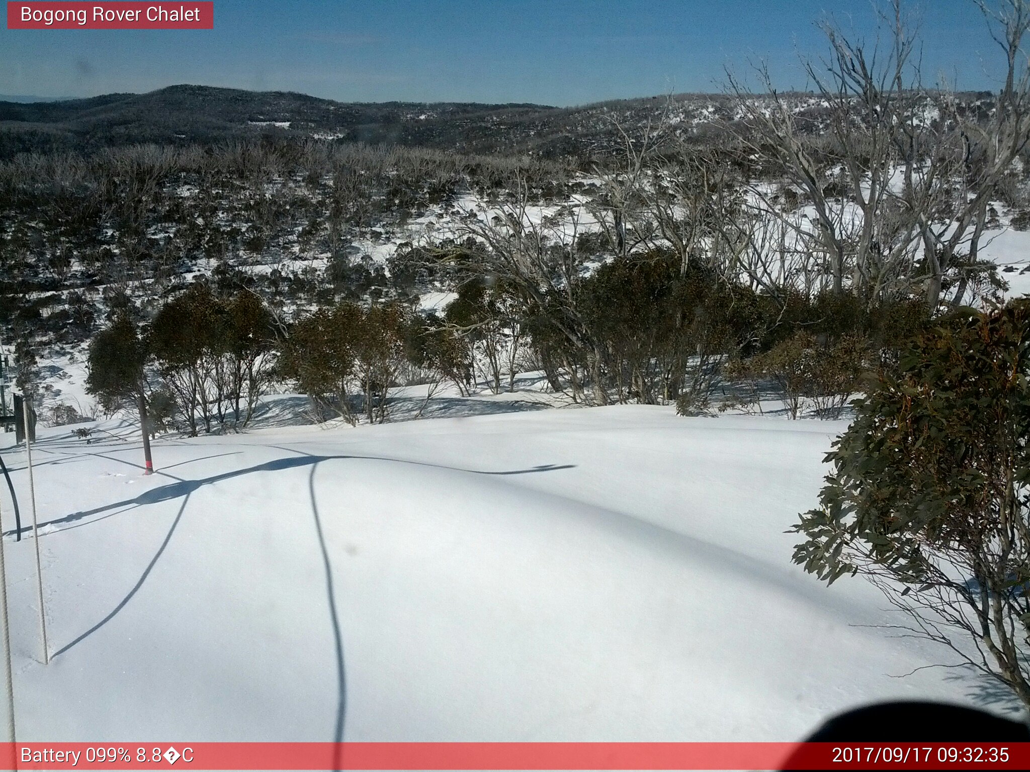 Bogong Web Cam 9:32am Sunday 17th of September 2017