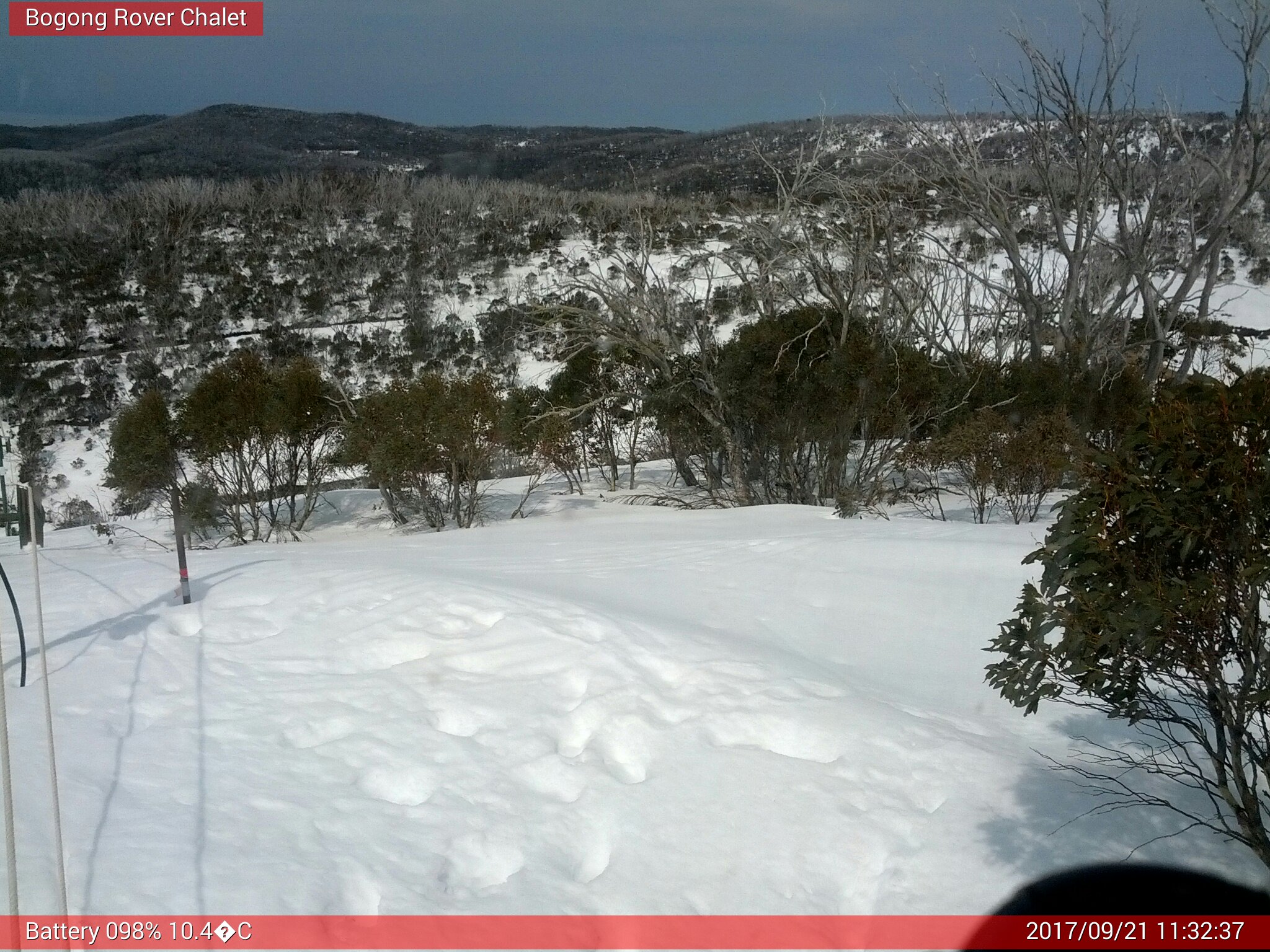 Bogong Web Cam 11:32am Thursday 21st of September 2017