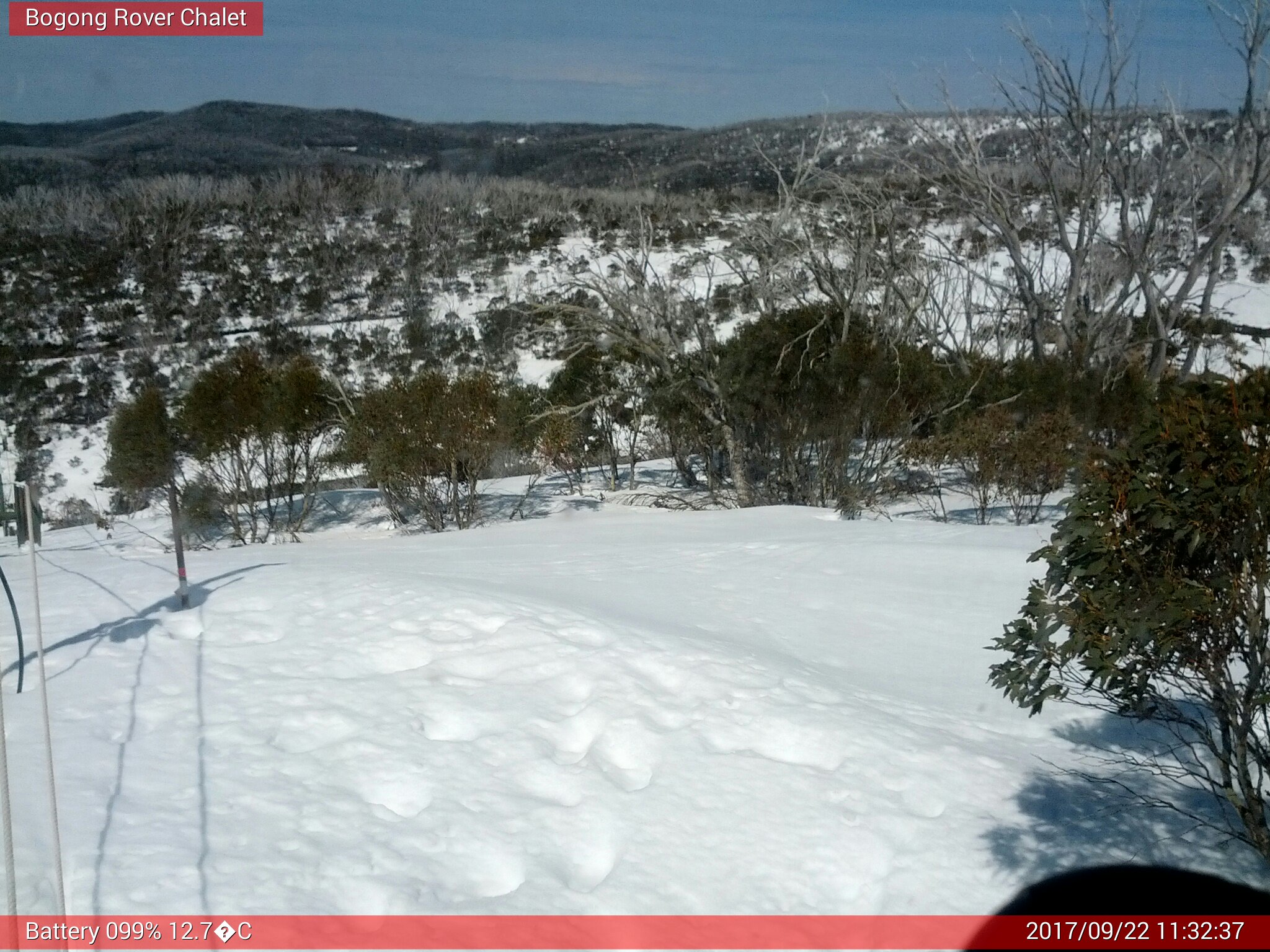 Bogong Web Cam 11:32am Friday 22nd of September 2017