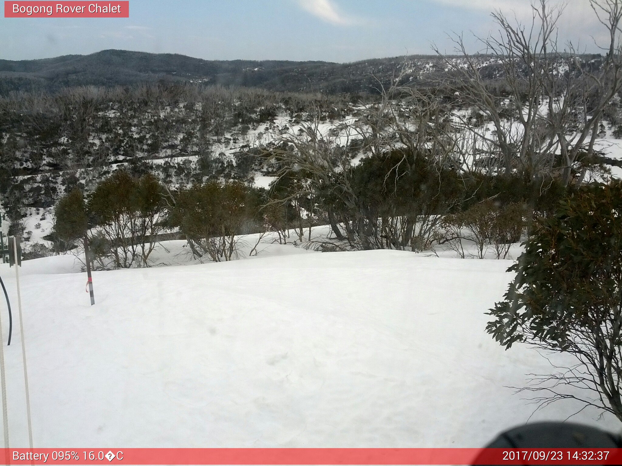 Bogong Web Cam 2:32pm Saturday 23rd of September 2017