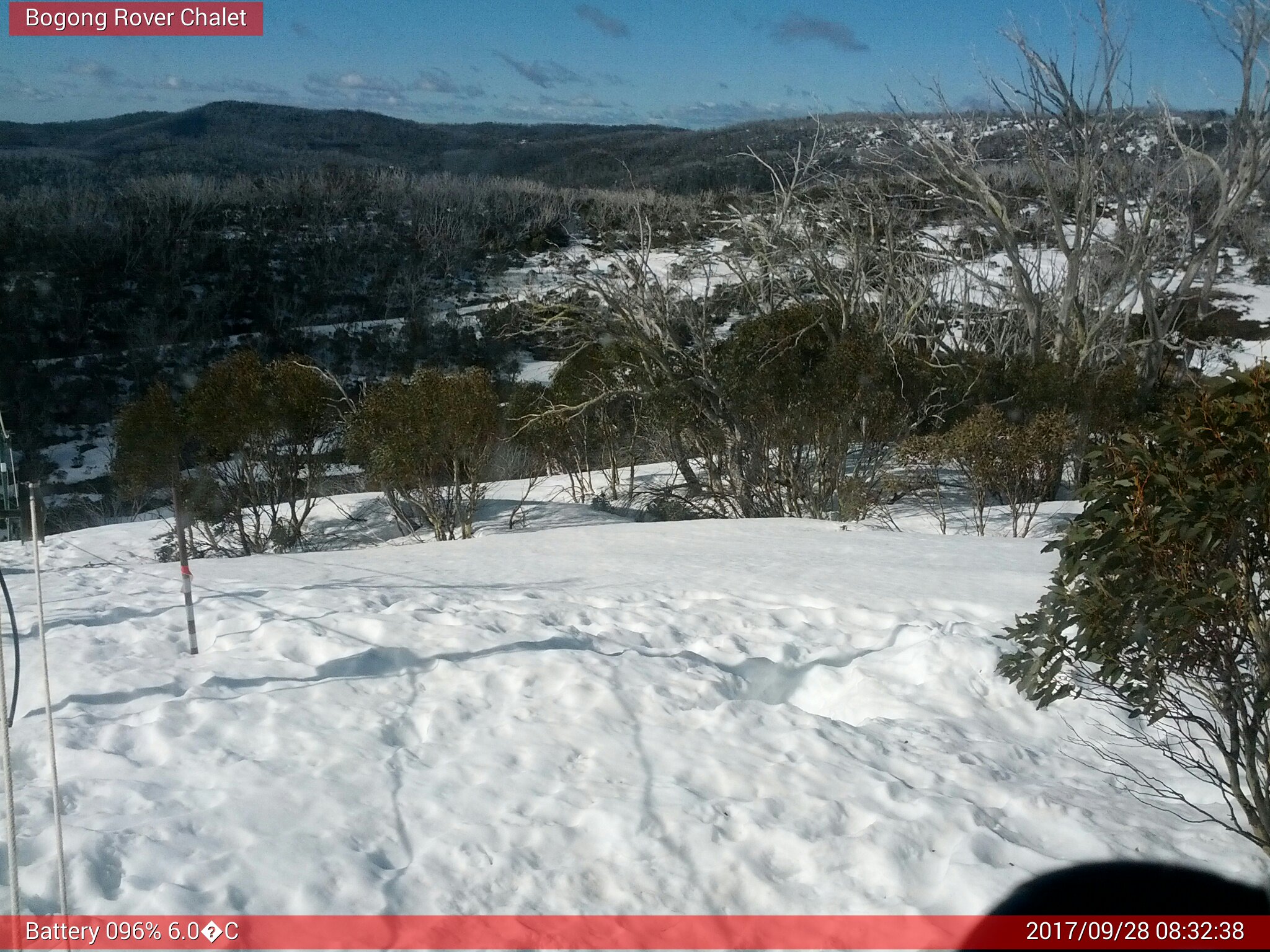 Bogong Web Cam 8:32am Thursday 28th of September 2017