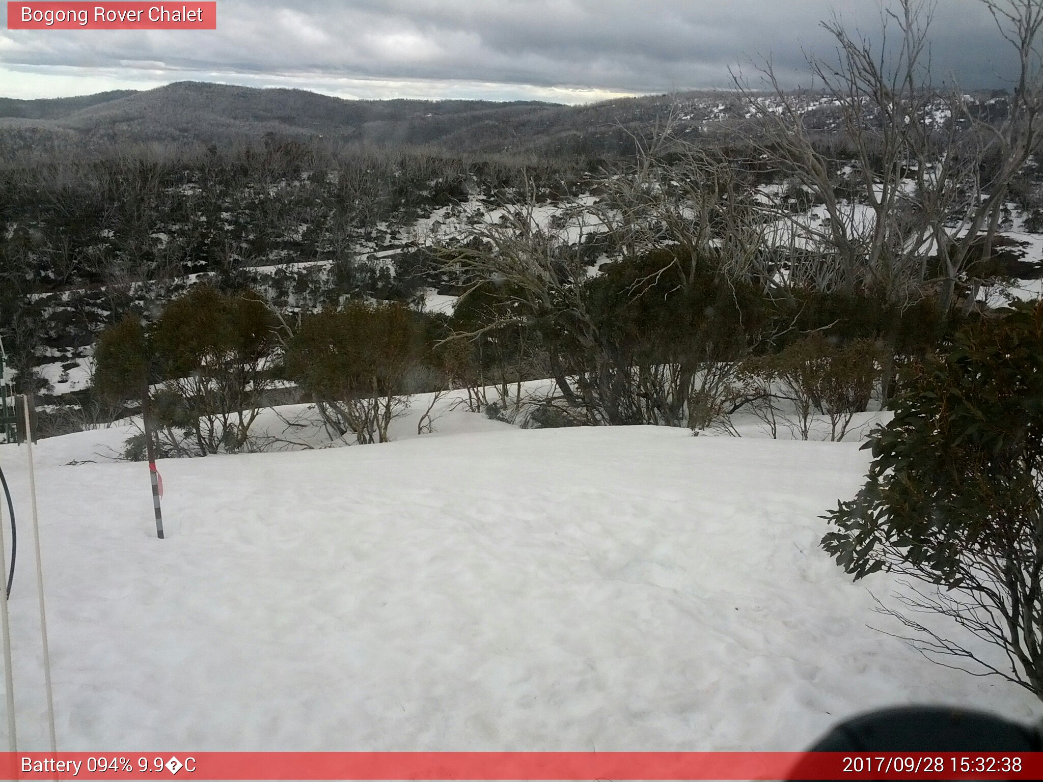 Bogong Web Cam 3:32pm Thursday 28th of September 2017