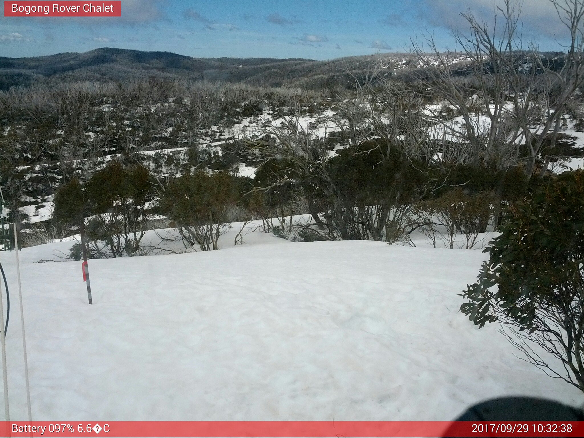 Bogong Web Cam 10:32am Friday 29th of September 2017