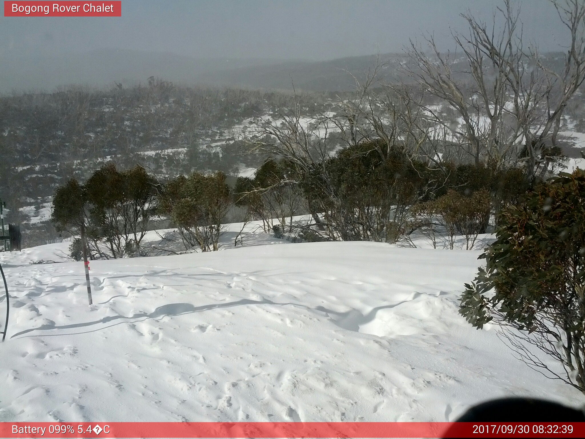 Bogong Web Cam 8:32am Saturday 30th of September 2017