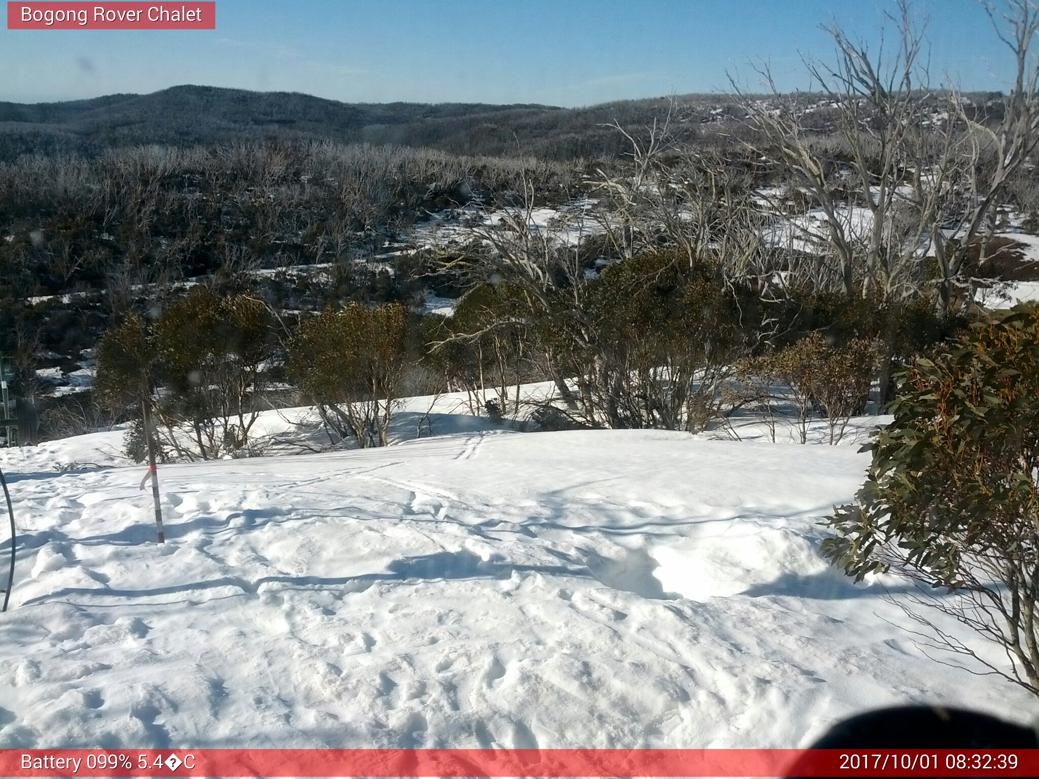 Bogong Web Cam 8:32am Sunday 1st of October 2017