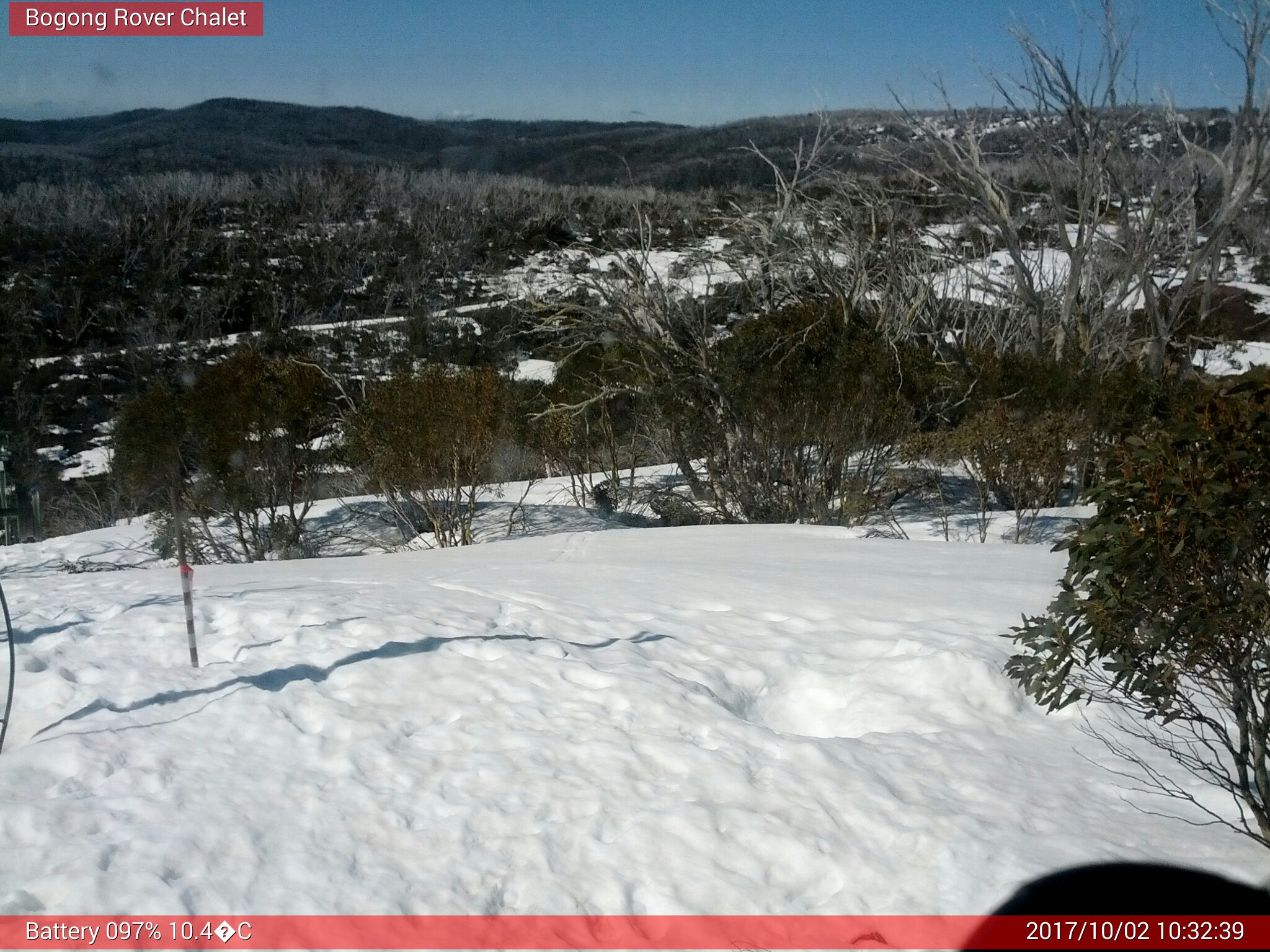 Bogong Web Cam 10:32am Monday 2nd of October 2017