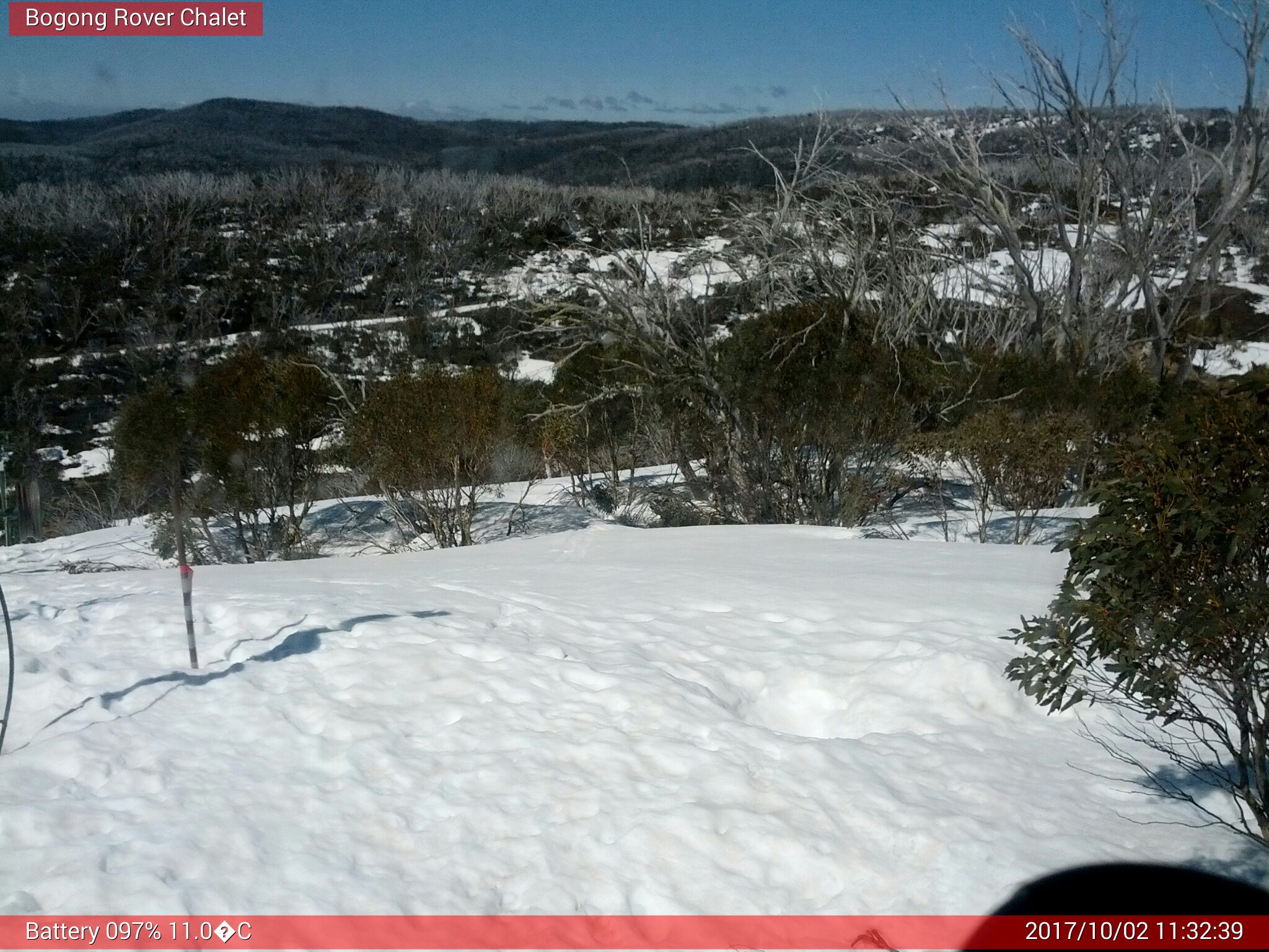 Bogong Web Cam 11:32am Monday 2nd of October 2017