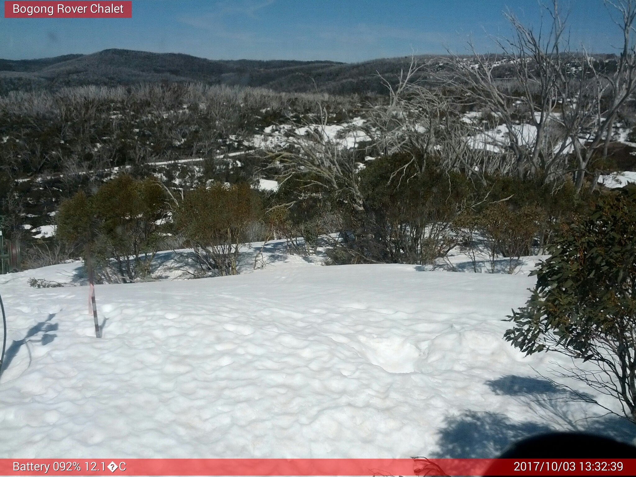 Bogong Web Cam 1:32pm Tuesday 3rd of October 2017