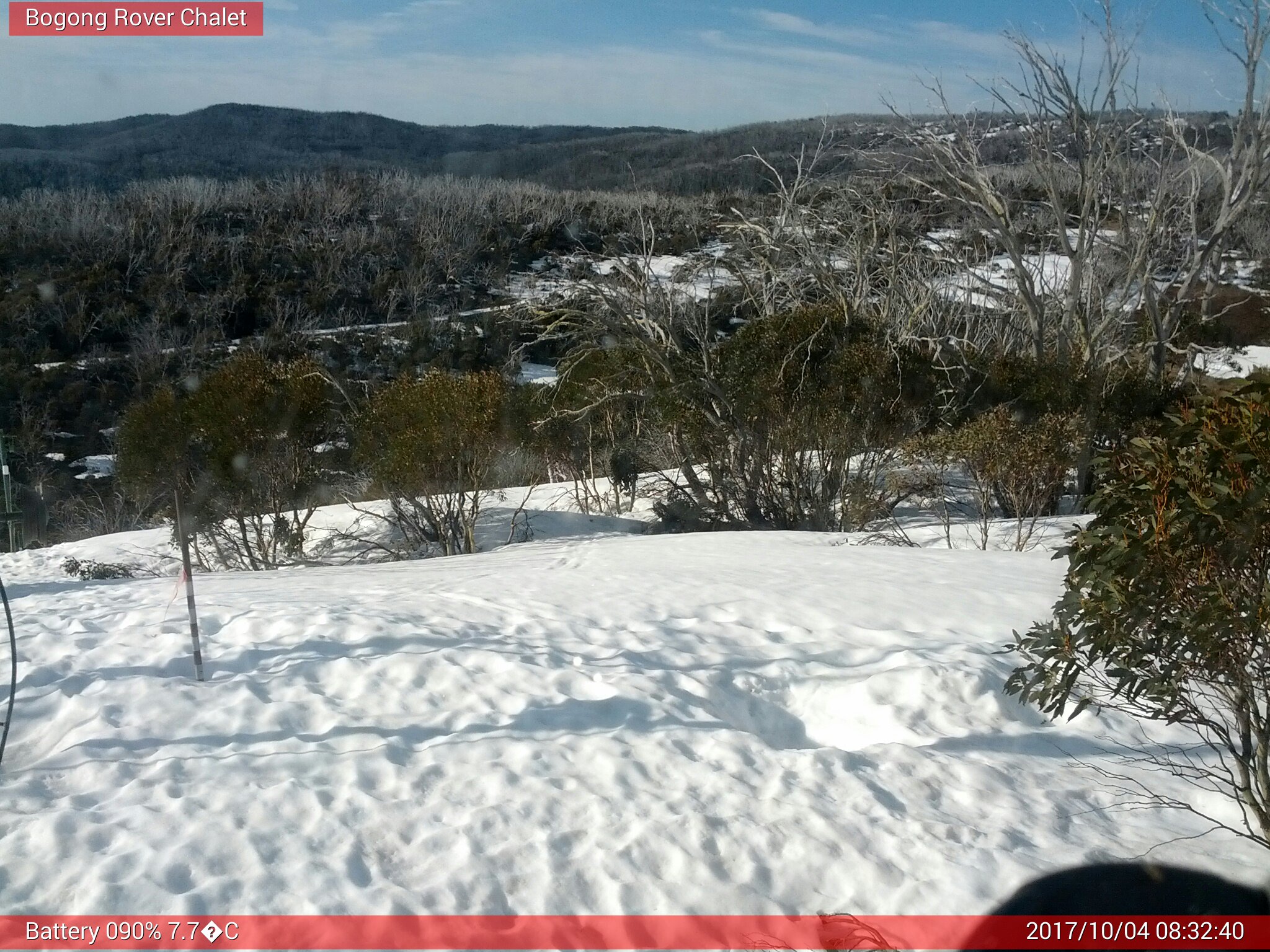 Bogong Web Cam 8:32am Wednesday 4th of October 2017