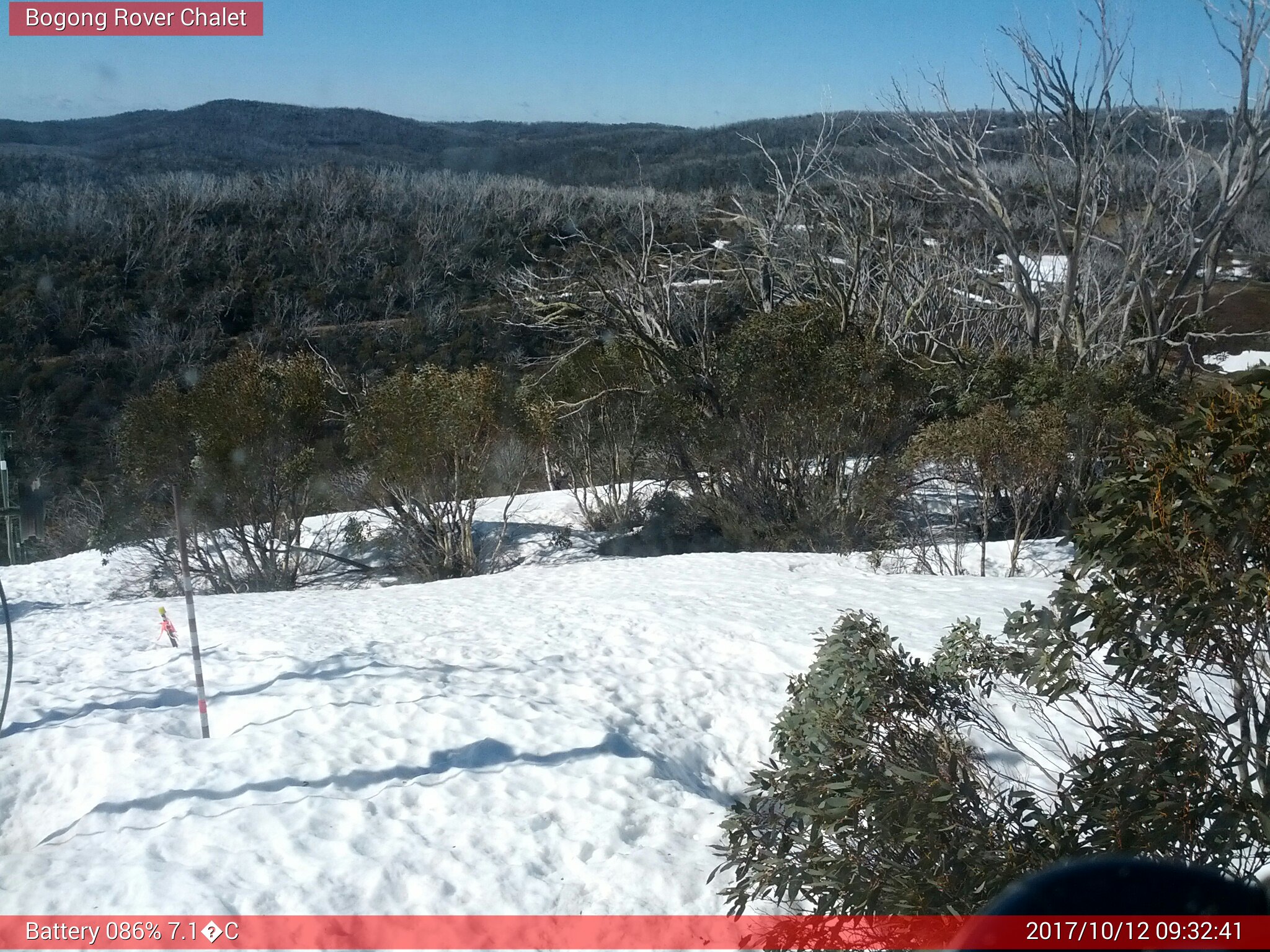 Bogong Web Cam 9:32am Thursday 12th of October 2017